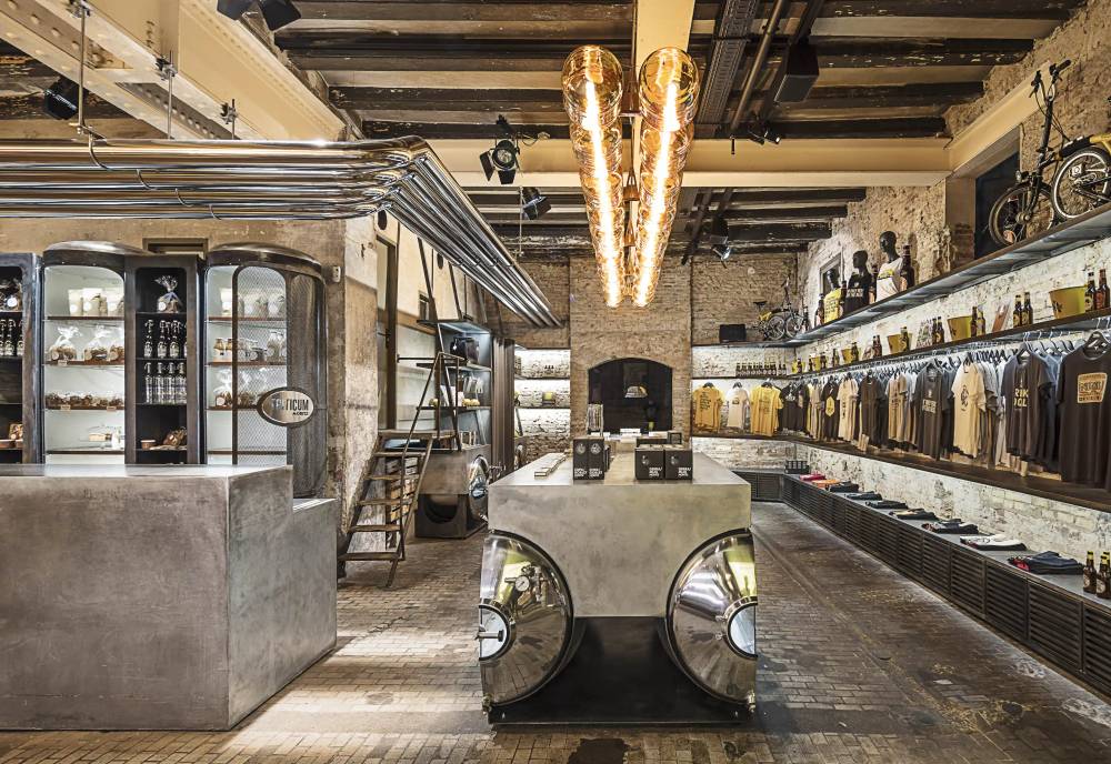 Moritz M - Store