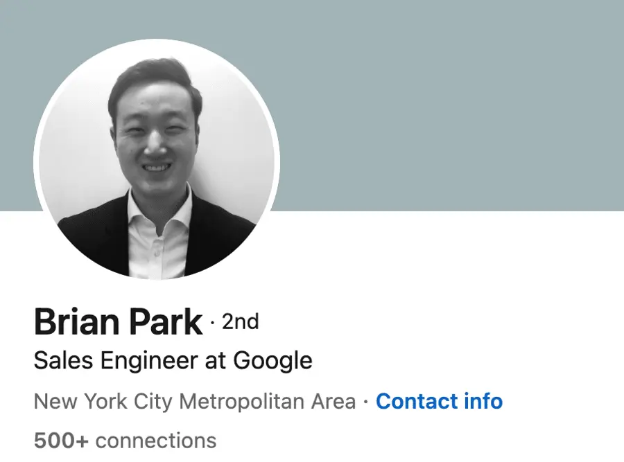 Concise LinkedIn headline example