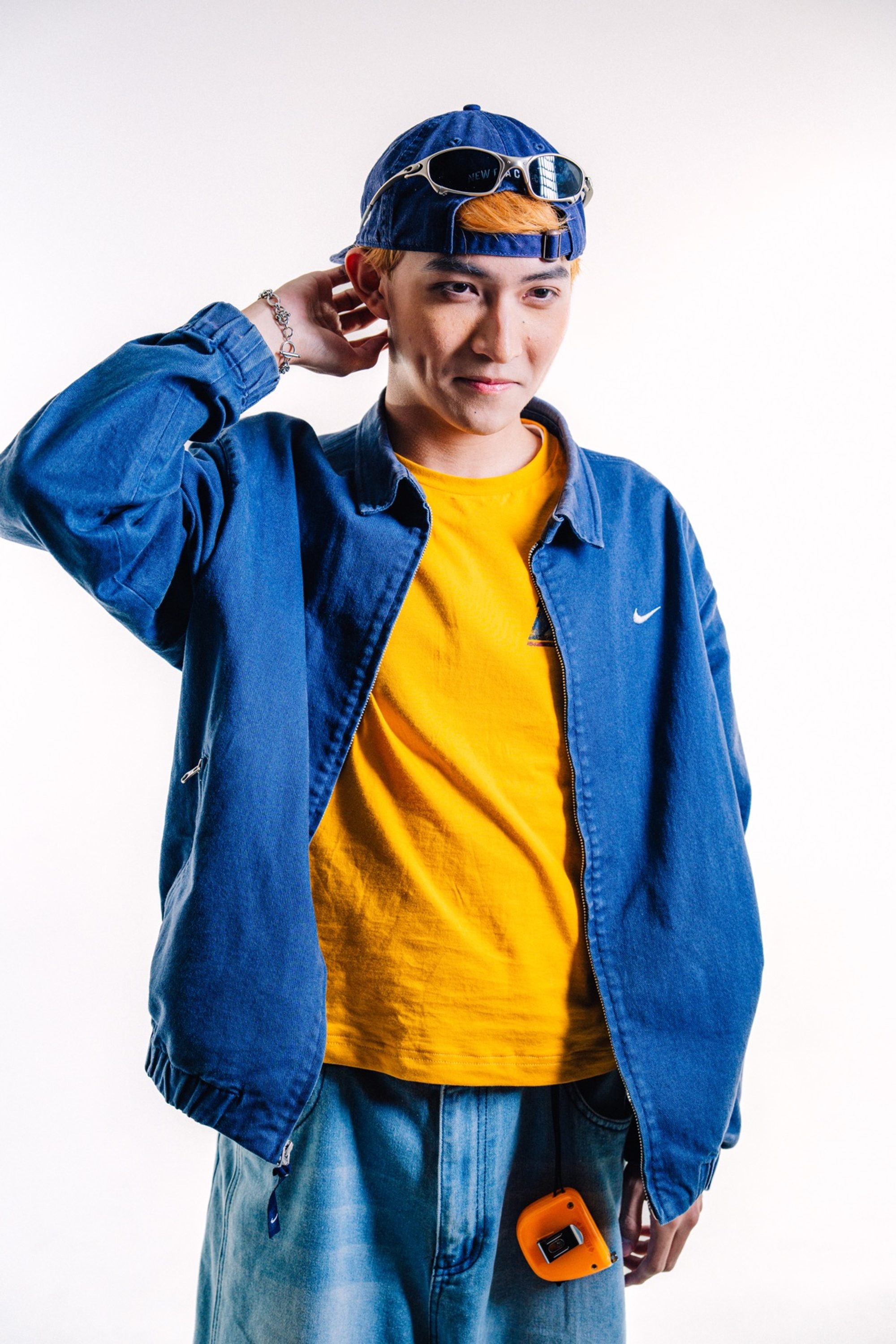 芒狗青 · 2025 官方形象照 — 棚拍 · 育陞 · 1201 形象照0399.jpg