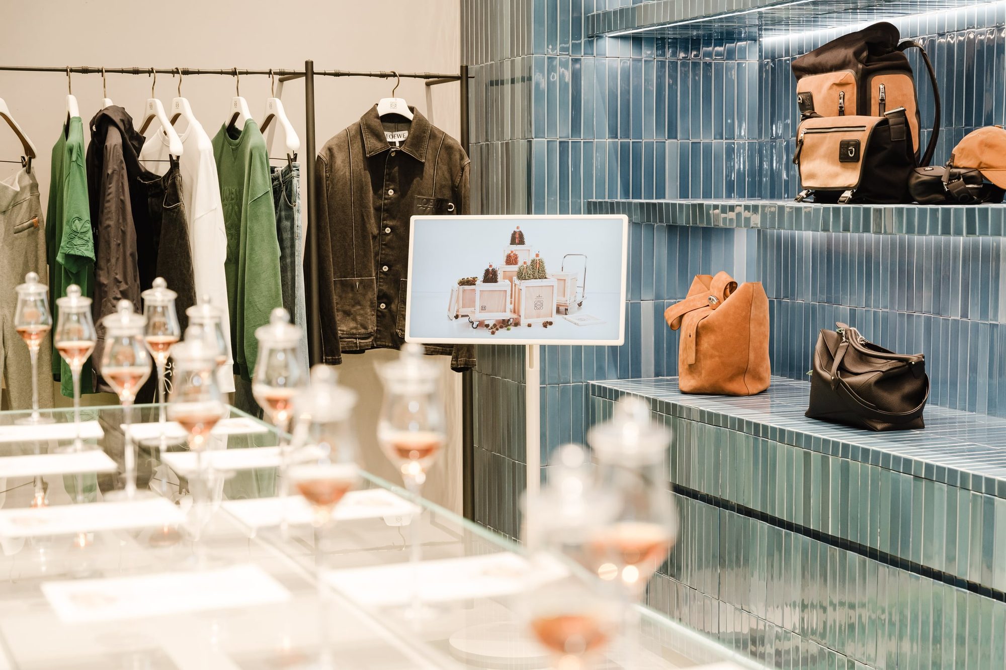 LOEWE × Hennessy Paradis — 18