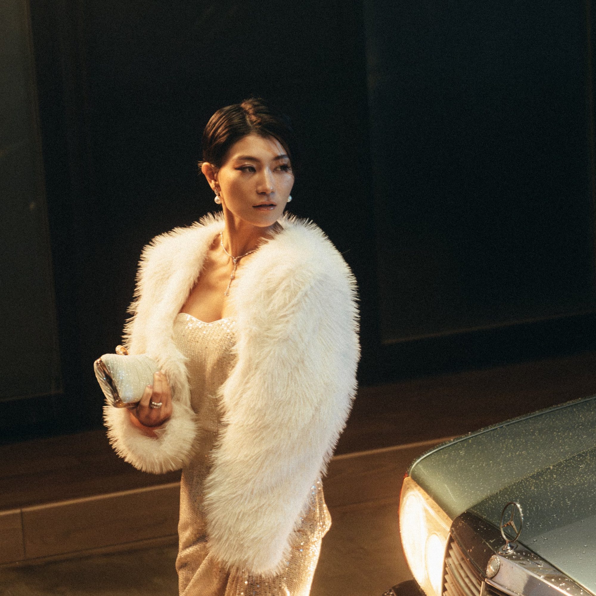 Keril 韋喆《Burn Me Down》MV 劇照 — 63