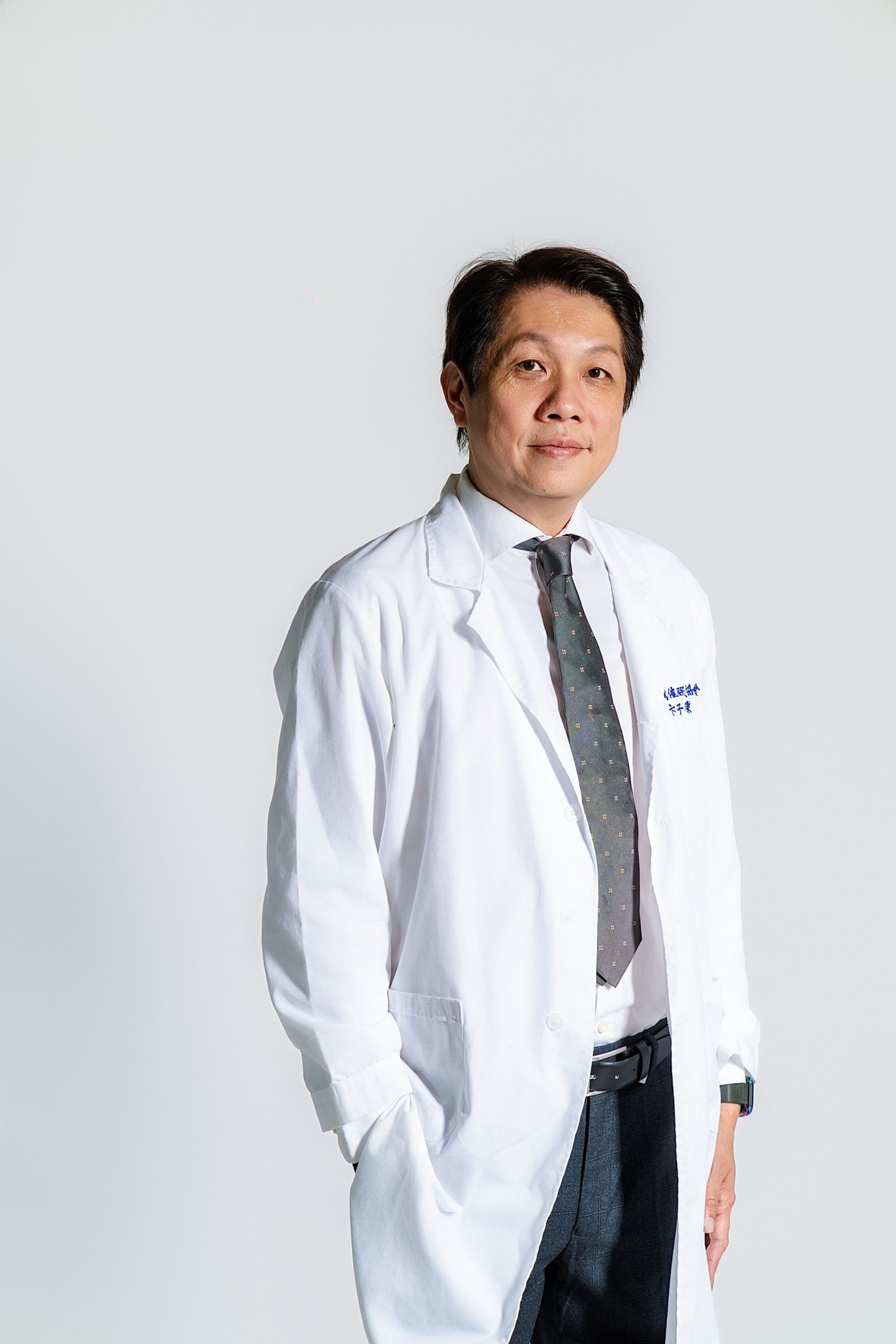 卞子康博士 形象照 · 117