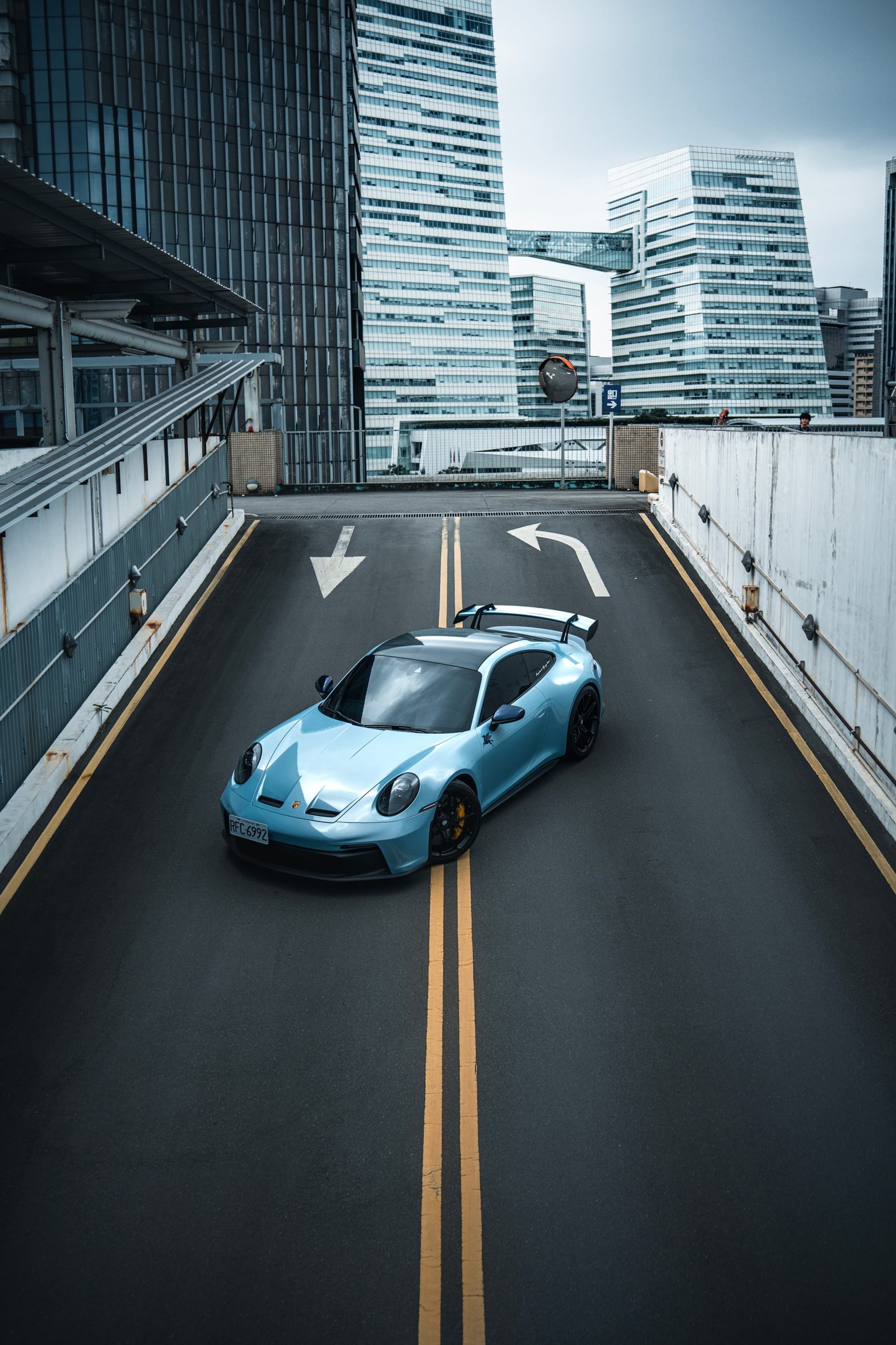 Porsche · 官方媒體宣傳企劃 — 9