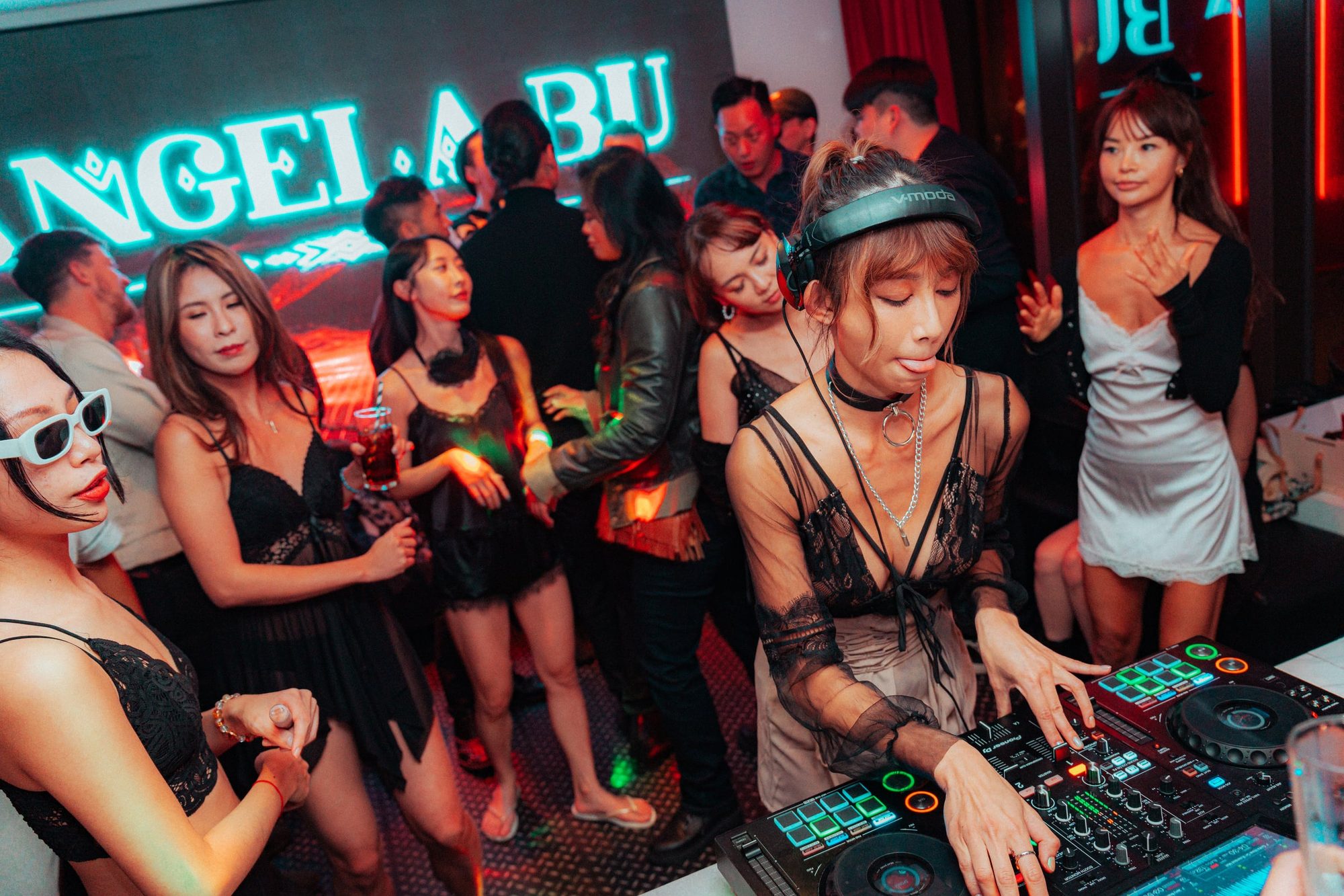 Vibe BU Vibe · Opera Taipei — 77
