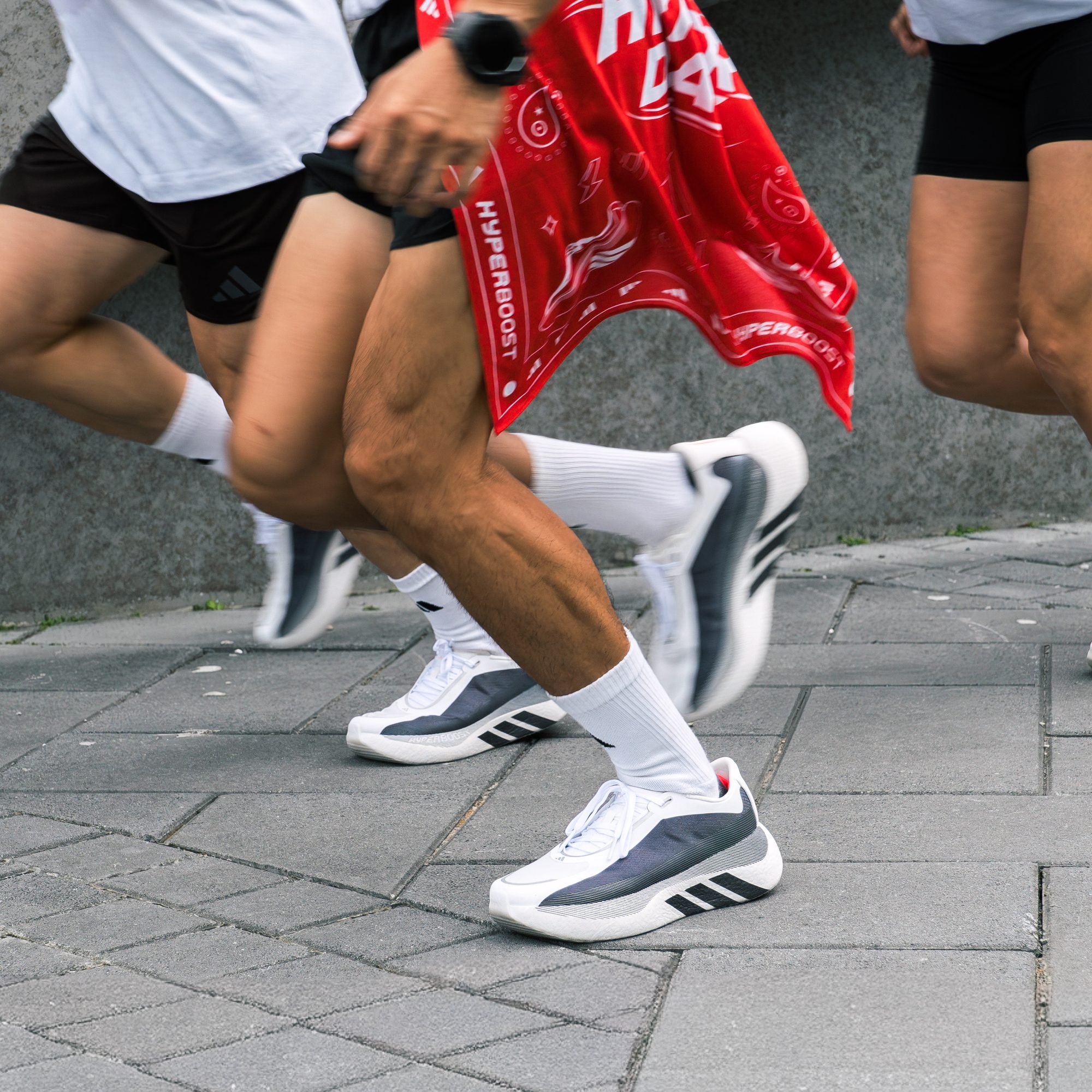adidas HYPERBOOST 跑團 · 1467