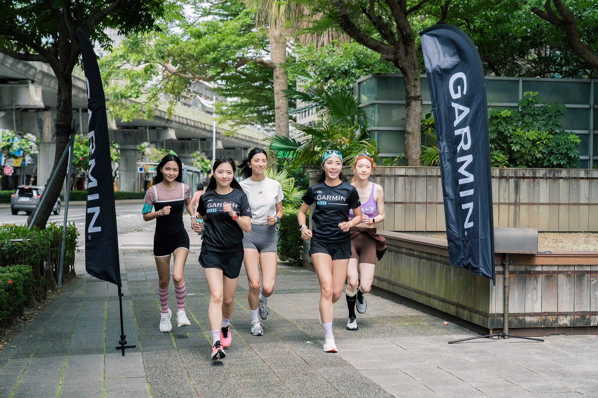 Garmin START WITH FORERUNNER · 0522