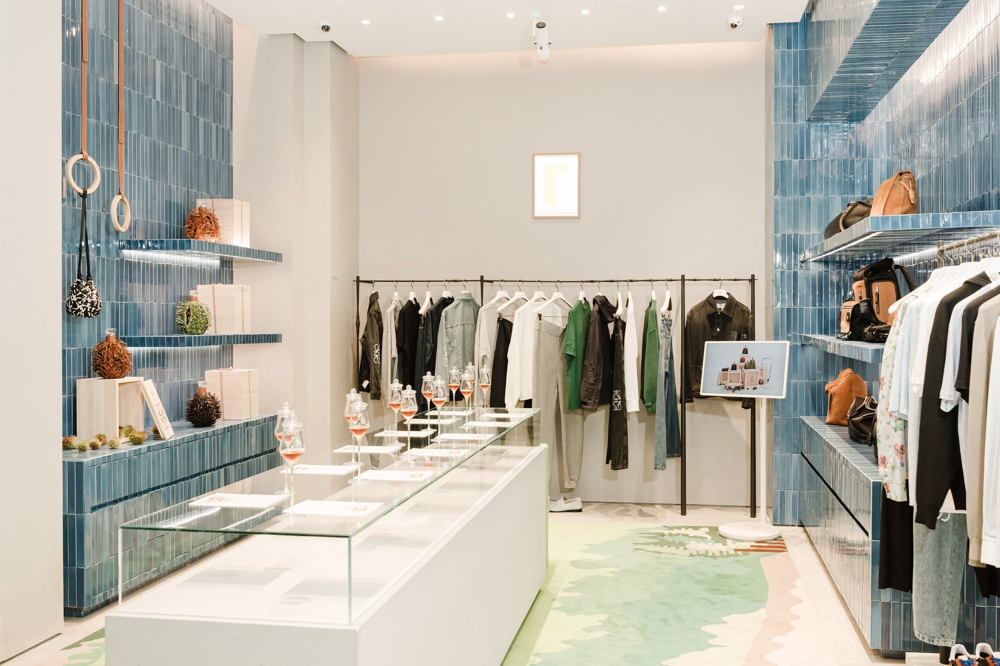 LOEWE × Hennessy Paradis — 9