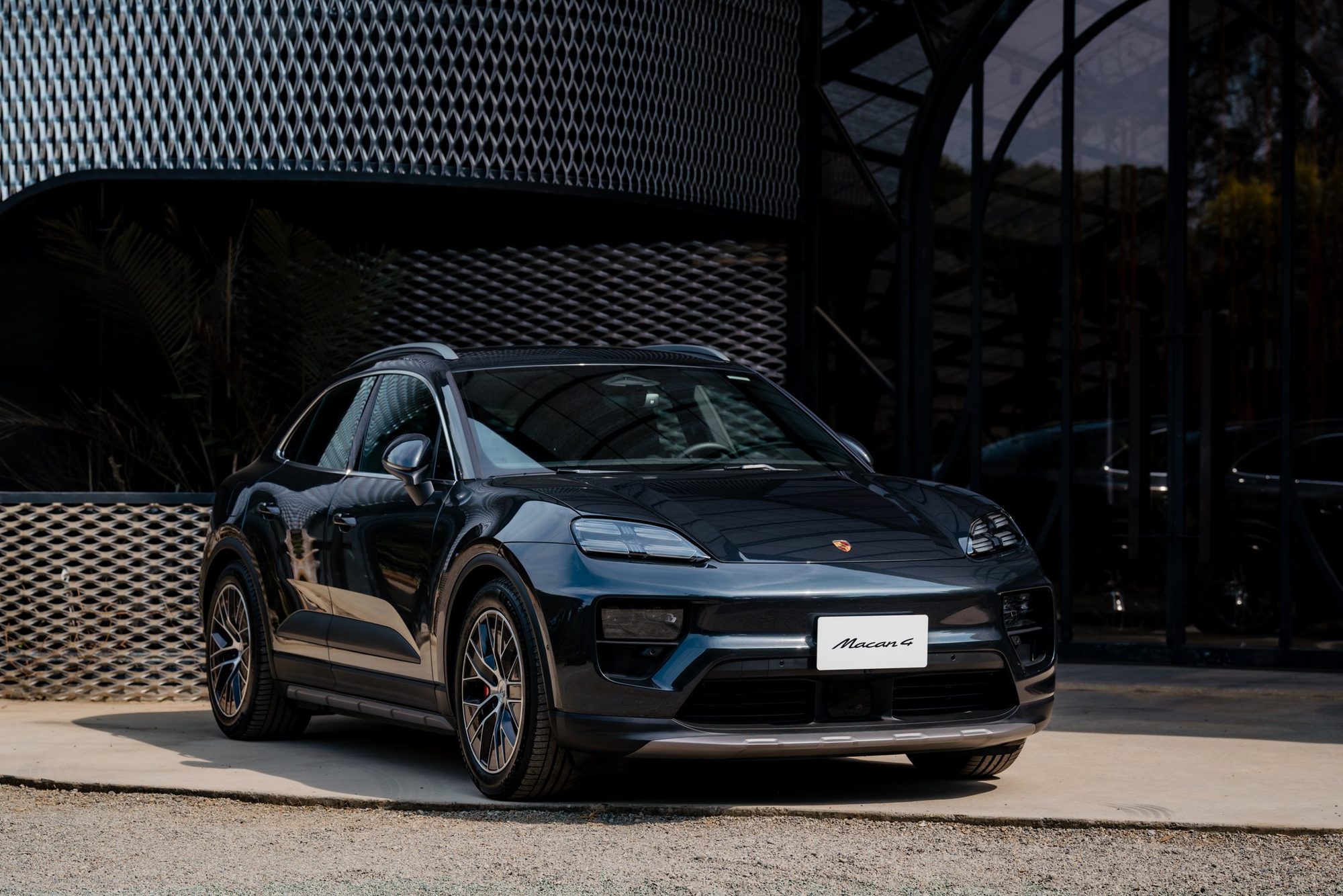 Porsche × StarSleep Studio · RESILIENCE — 118