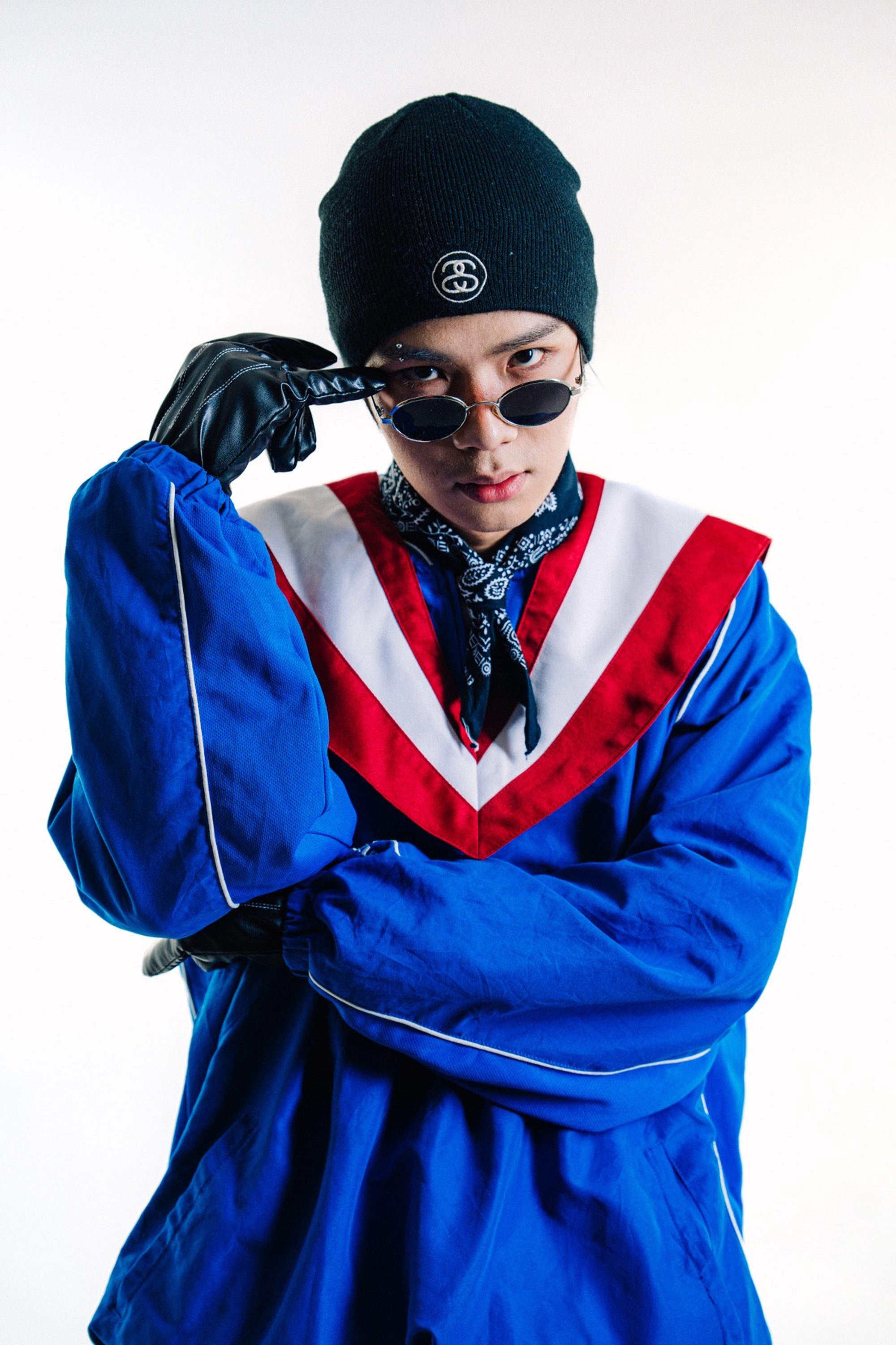 芒狗青 · 2025 官方形象照 — 棚拍 · 勇承 · 1201 形象照0389.jpg