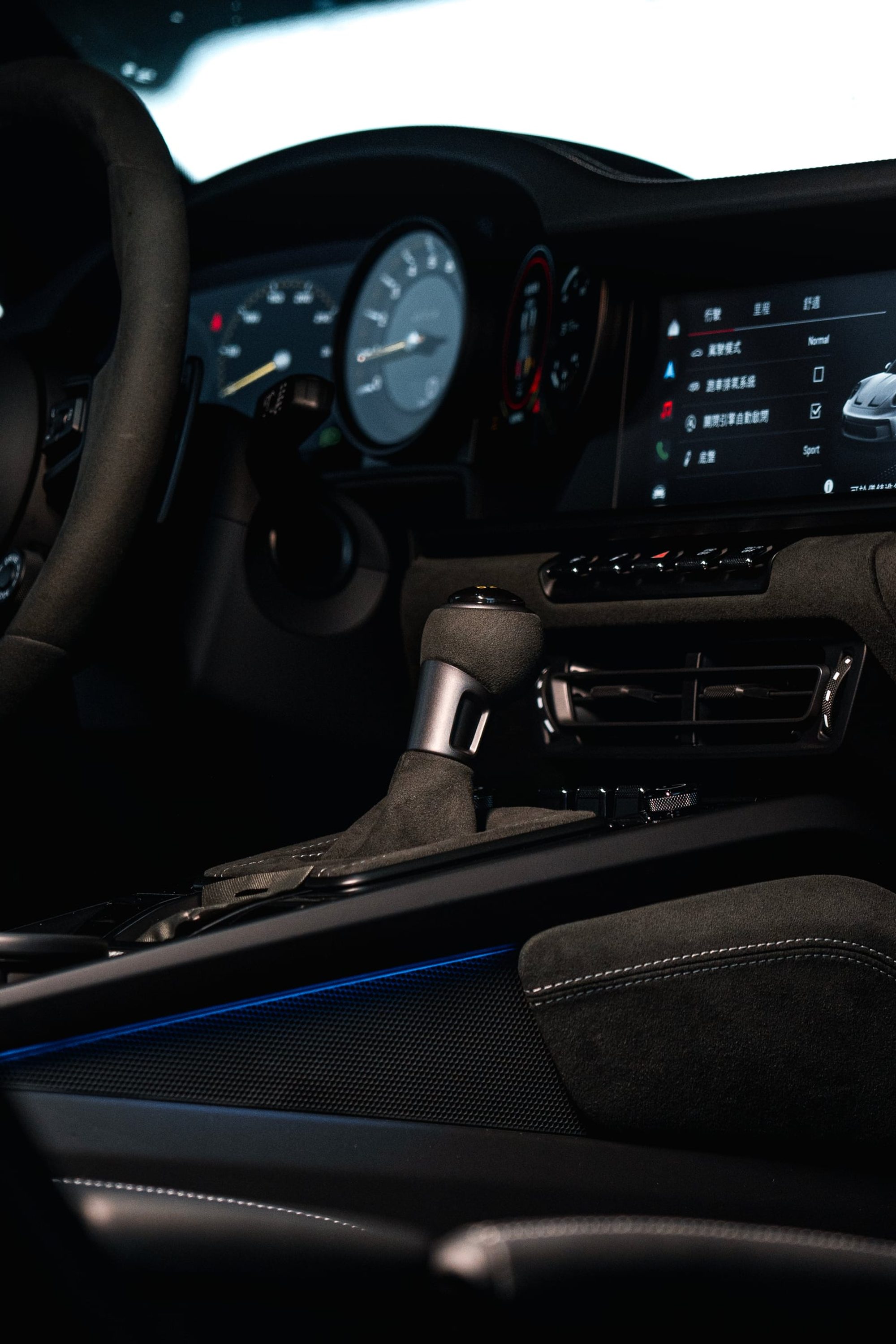 Porsche · 官方媒體宣傳企劃 — 24