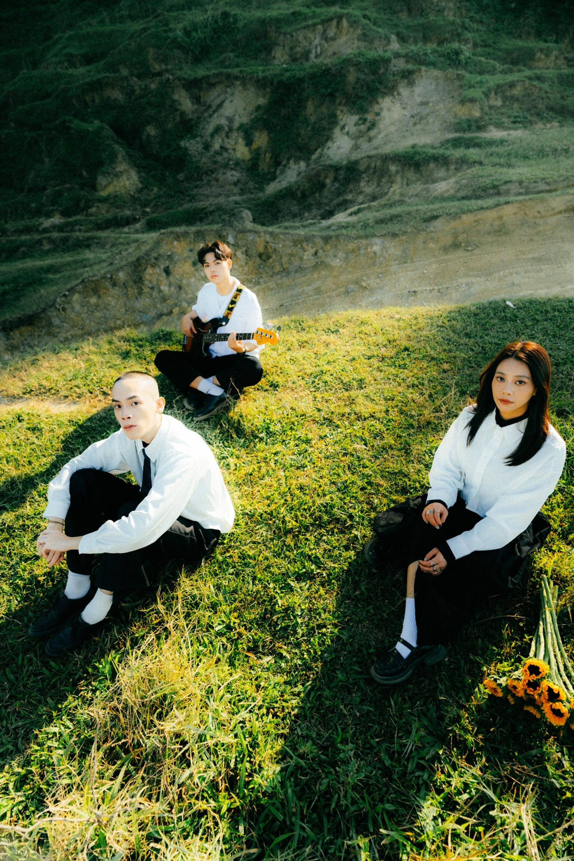 芒狗青 · 2025 官方形象照 — 外景 · SHL00716.jpg