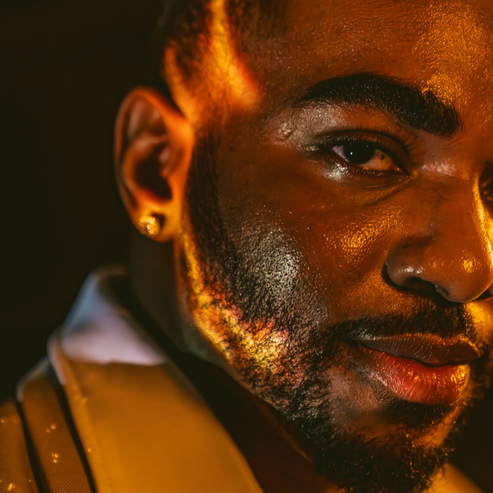 Keril 韋喆《Burn Me Down》MV 劇照 — 12