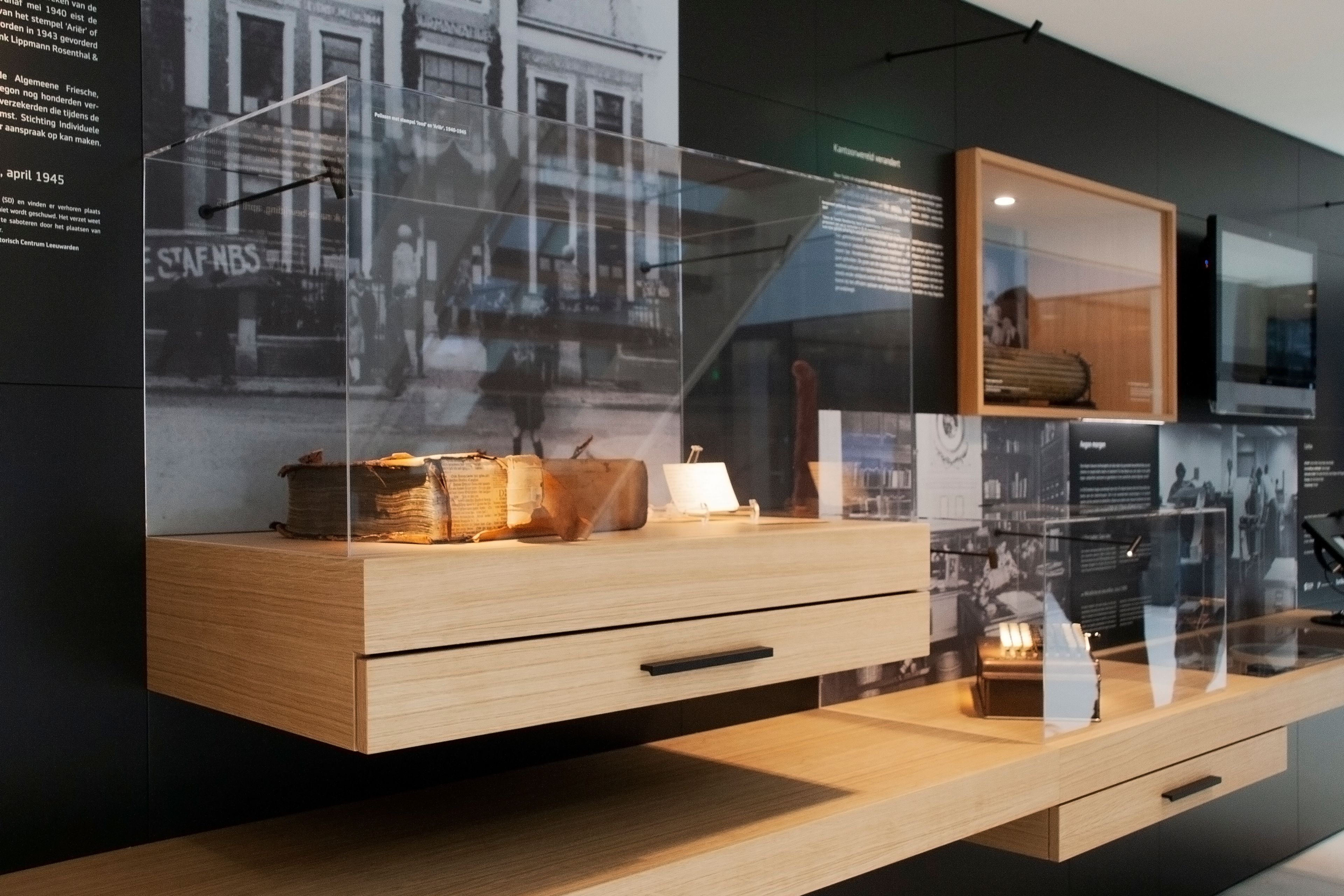 Vitrine Aegon Leeuwarden