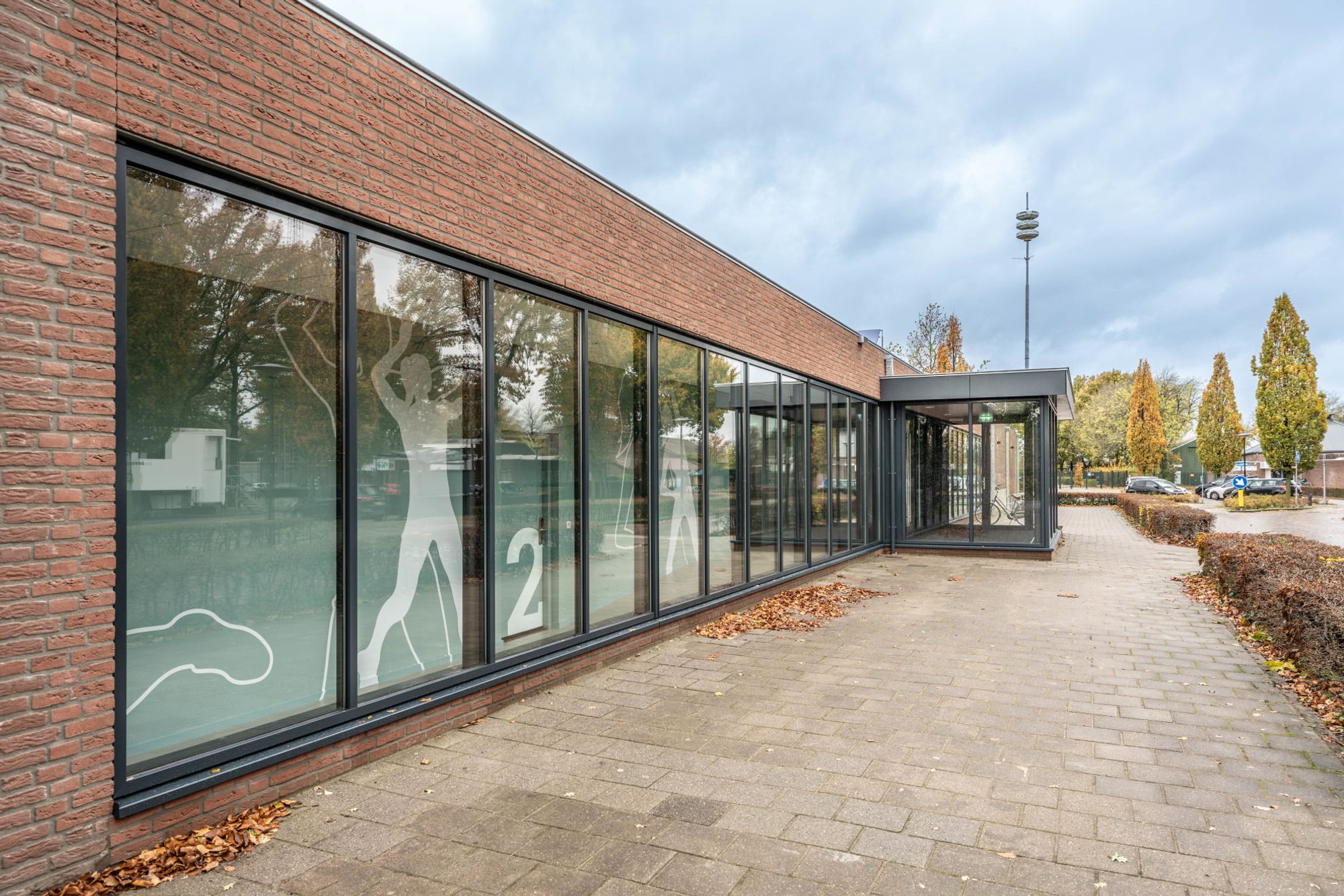 nieuwe pui in voorgevel