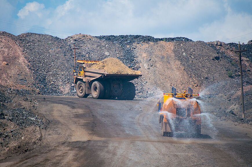 Reducing Dust & Noise Exposure at a Quarry Operation