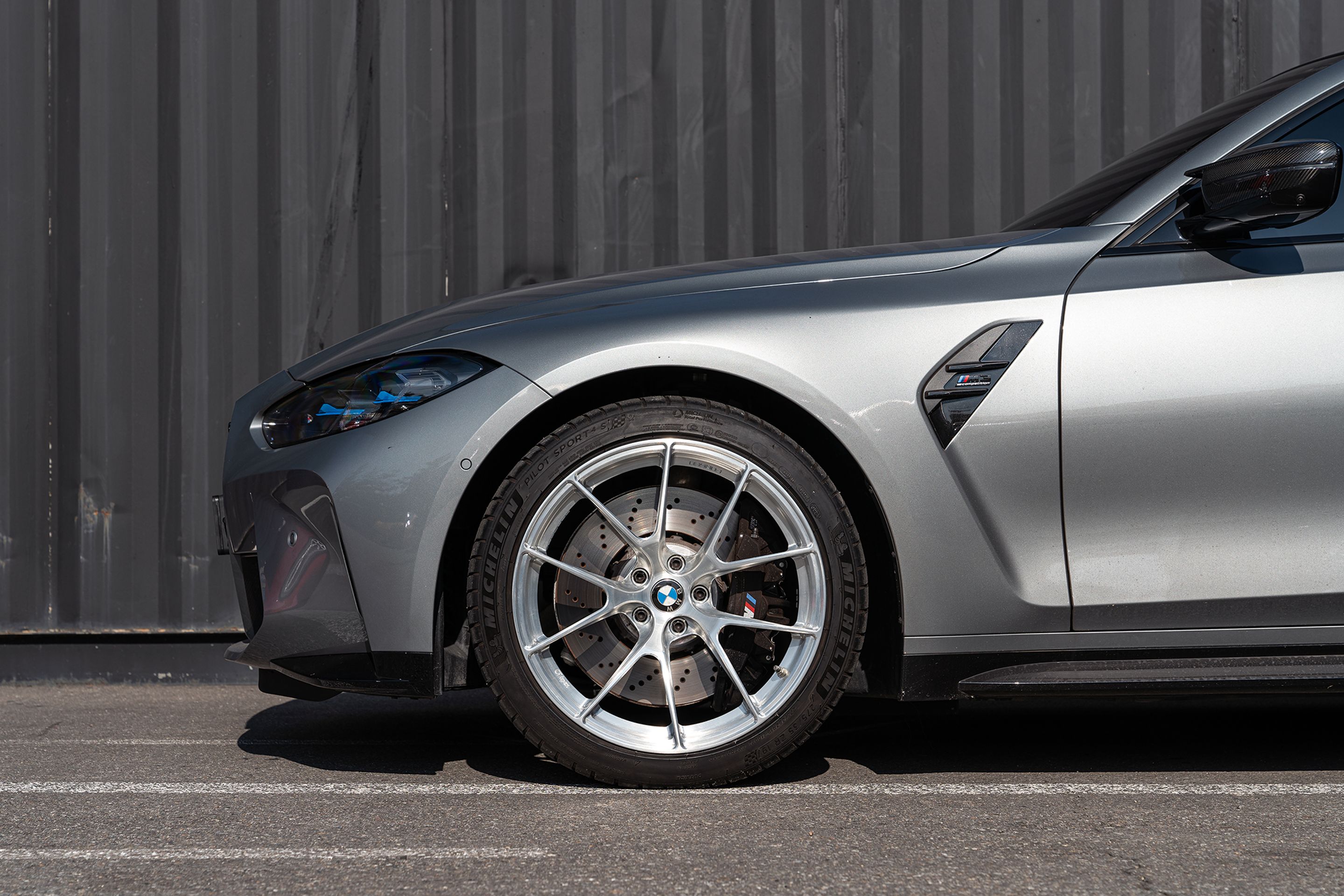 Grey BMW G80 M3 with 19"/20" VS-5RS Apex wheels in Brushed Clear