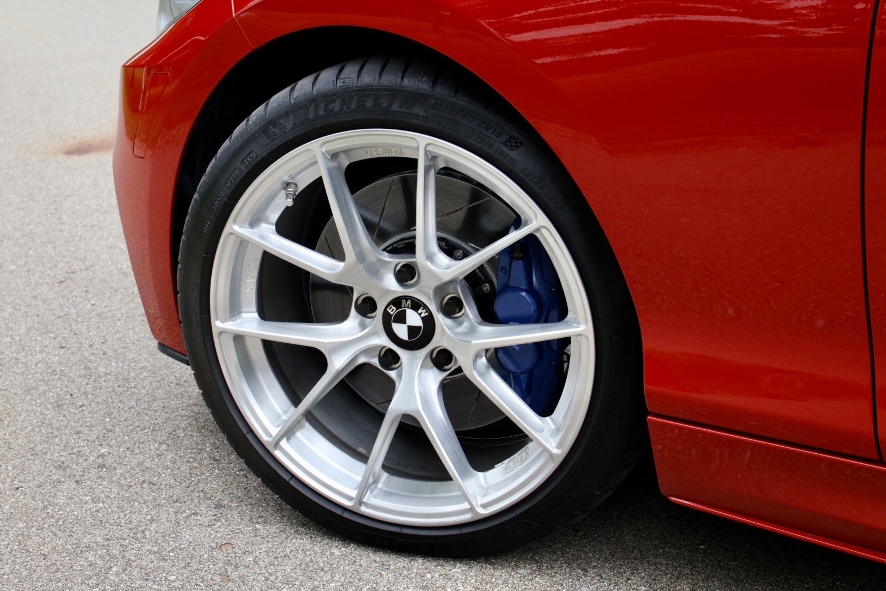 Red BMW F22 Coupe 2 Series with 18" VS-5RS Apex wheels in Brushed Clear