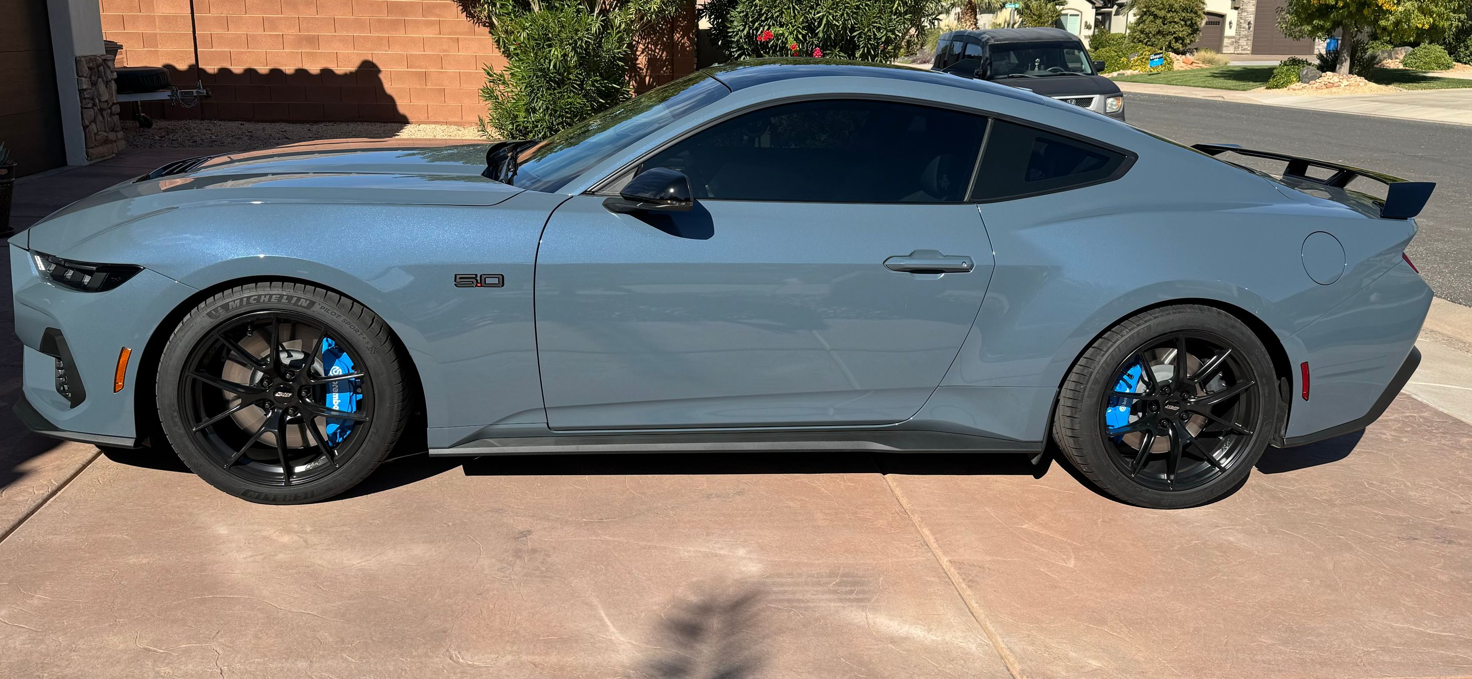 Blue Ford S650 Mustang GT with 19" VS-5RS Apex wheels in Satin Black