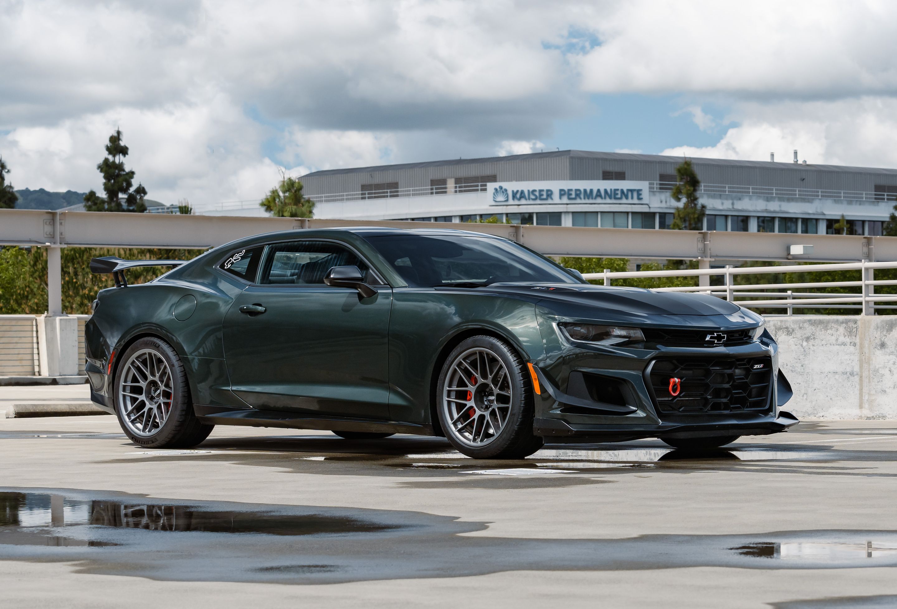 Green Chevrolet 6th Gen Camaro ZL1 1LE with 19" ARC-8 Apex wheels in Anthracite