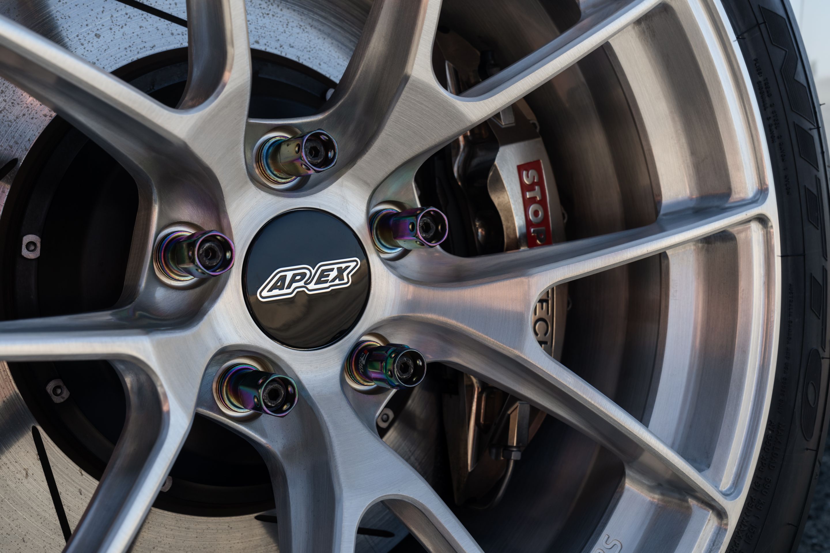 White BMW F87 M2 with 18" VS-5RS Apex wheels in Brushed Clear