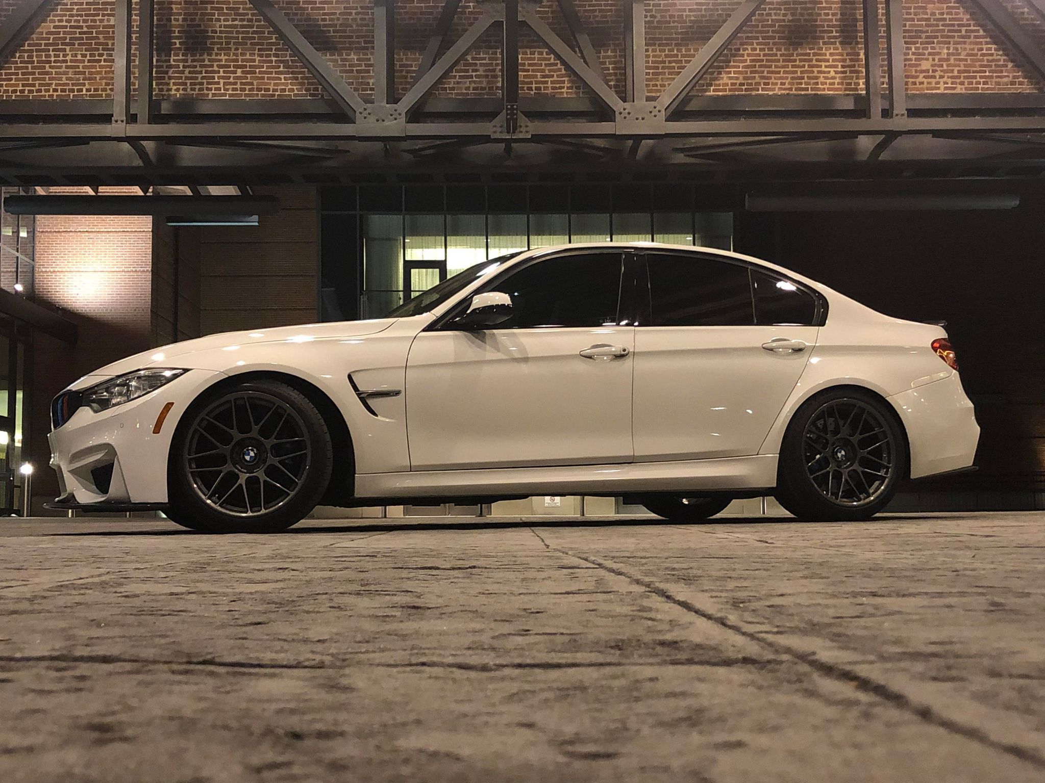 White BMW F80 M3 with 19" ARC-8 Apex wheels in Anthracite