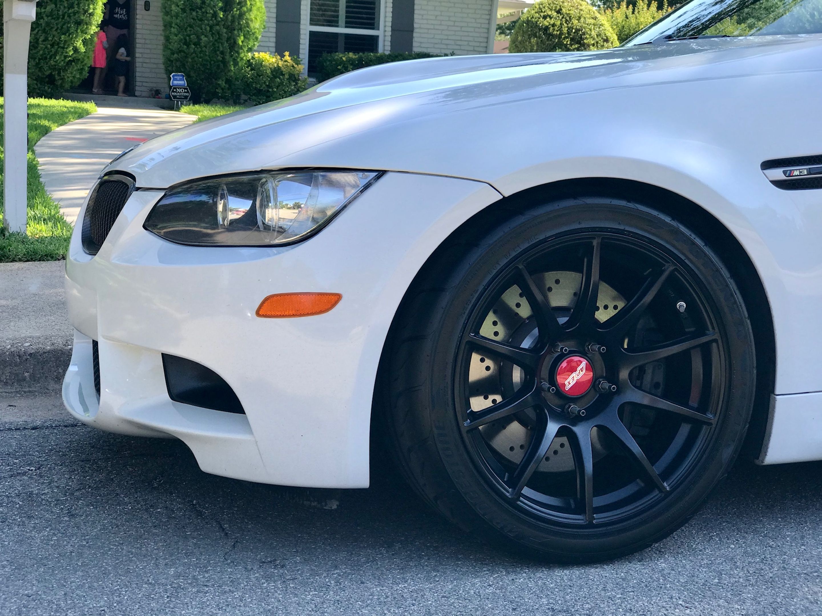 White BMW E90 Sedan M3 with 18" SM-10 Apex wheels in Satin Black