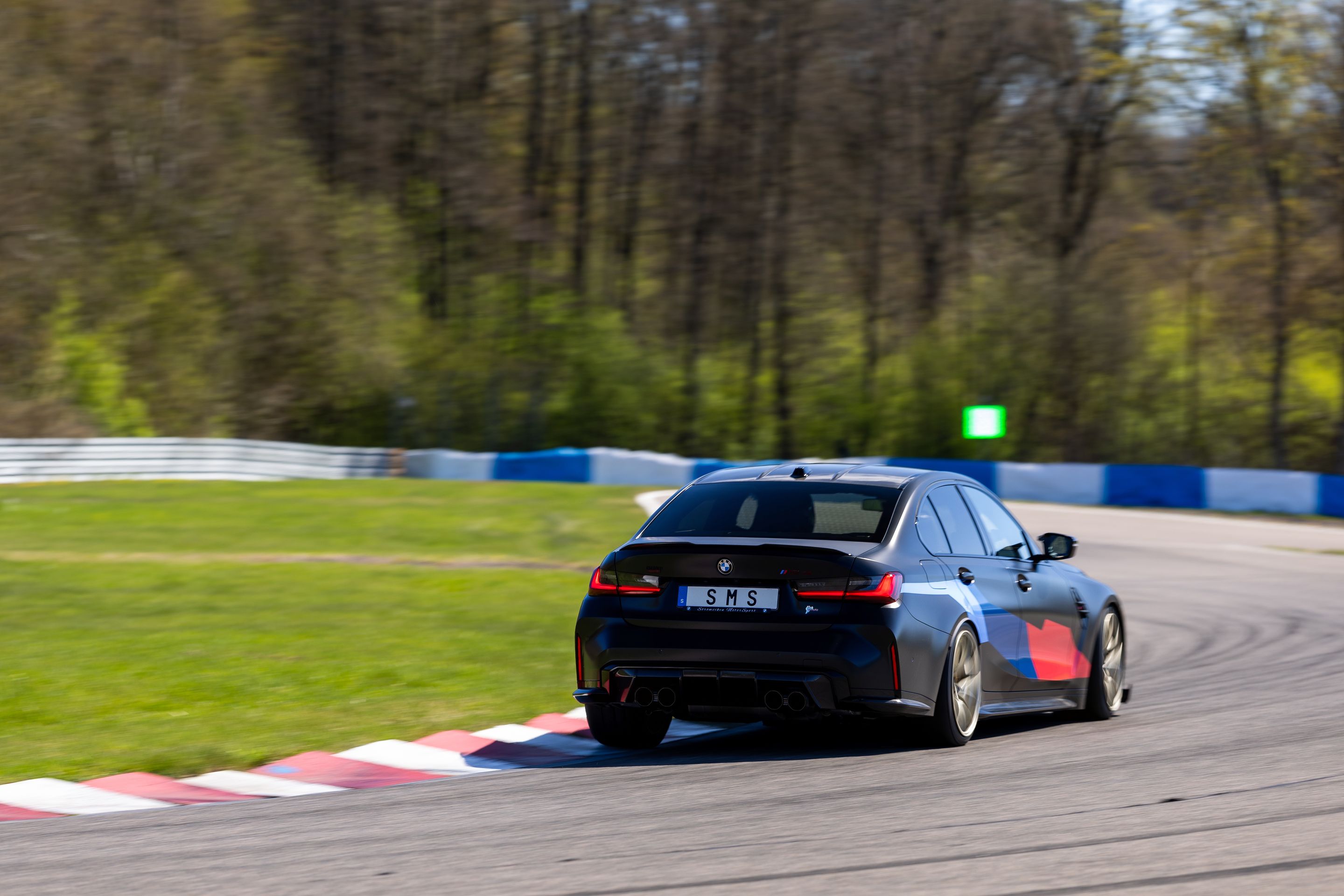 Black BMW G80 M3 with 19" VS-5RS Apex wheels in Motorsport Gold