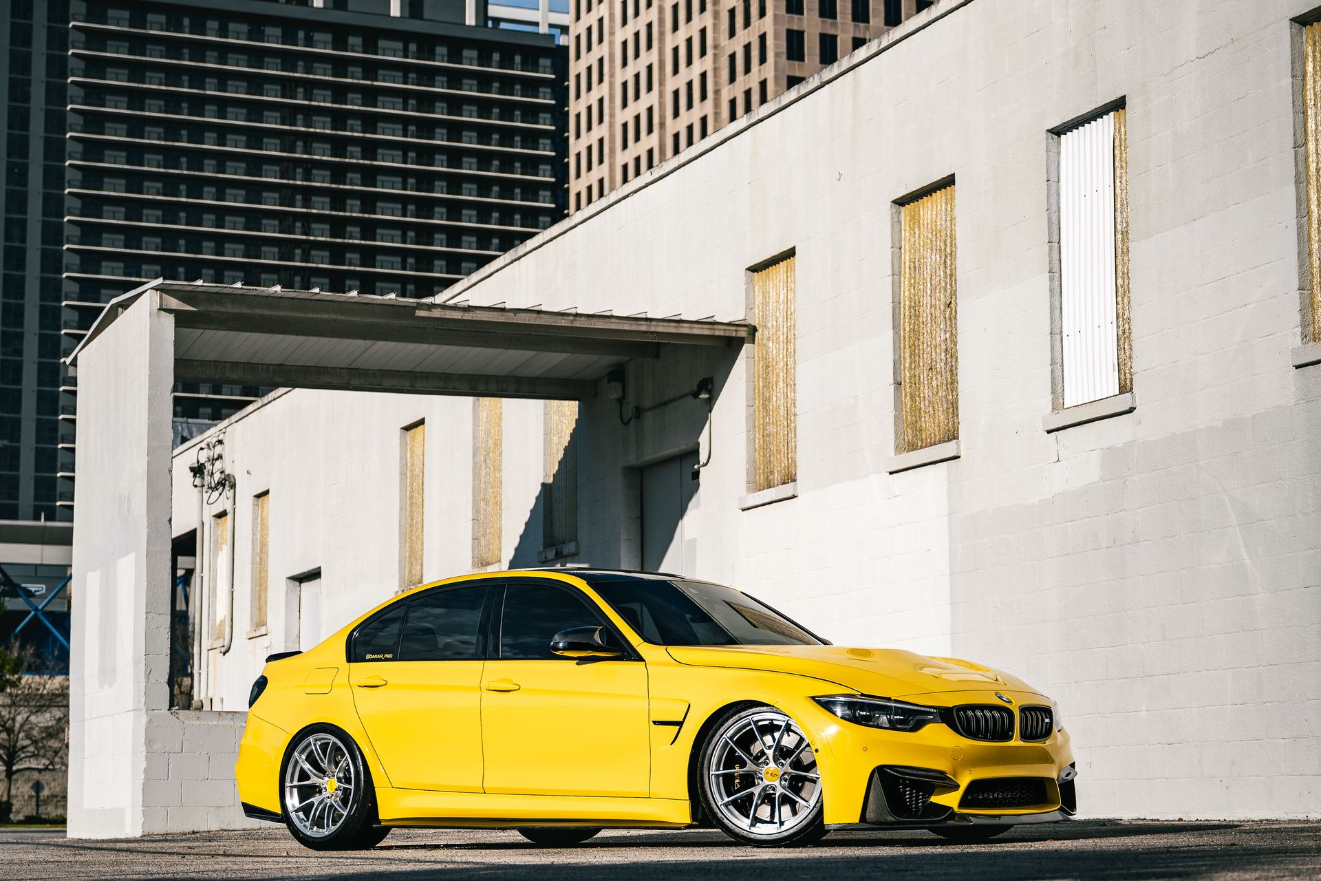 BMW F80 M3 with 19