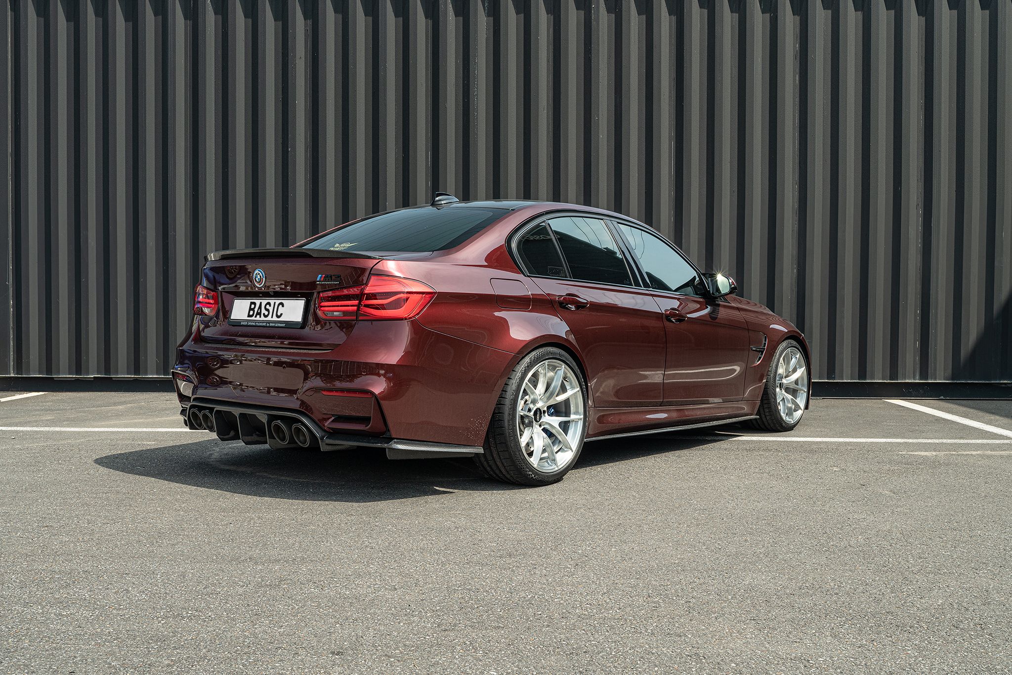 Red BMW F80 M3 with 19" VS-5RS Apex wheels in Brushed Clear