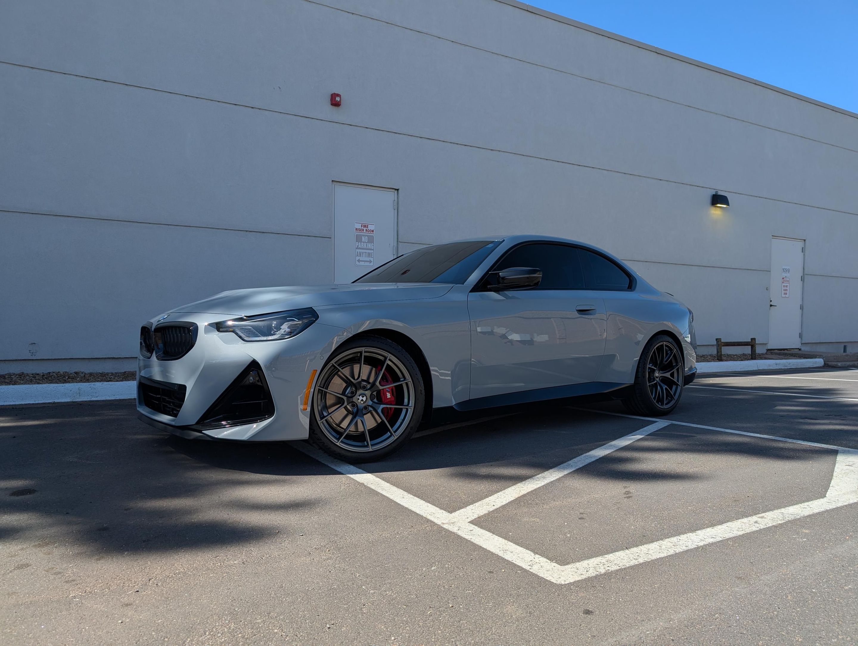 Grey BMW G42 2 Series with 19" VS-5RS Apex wheels in Anthracite