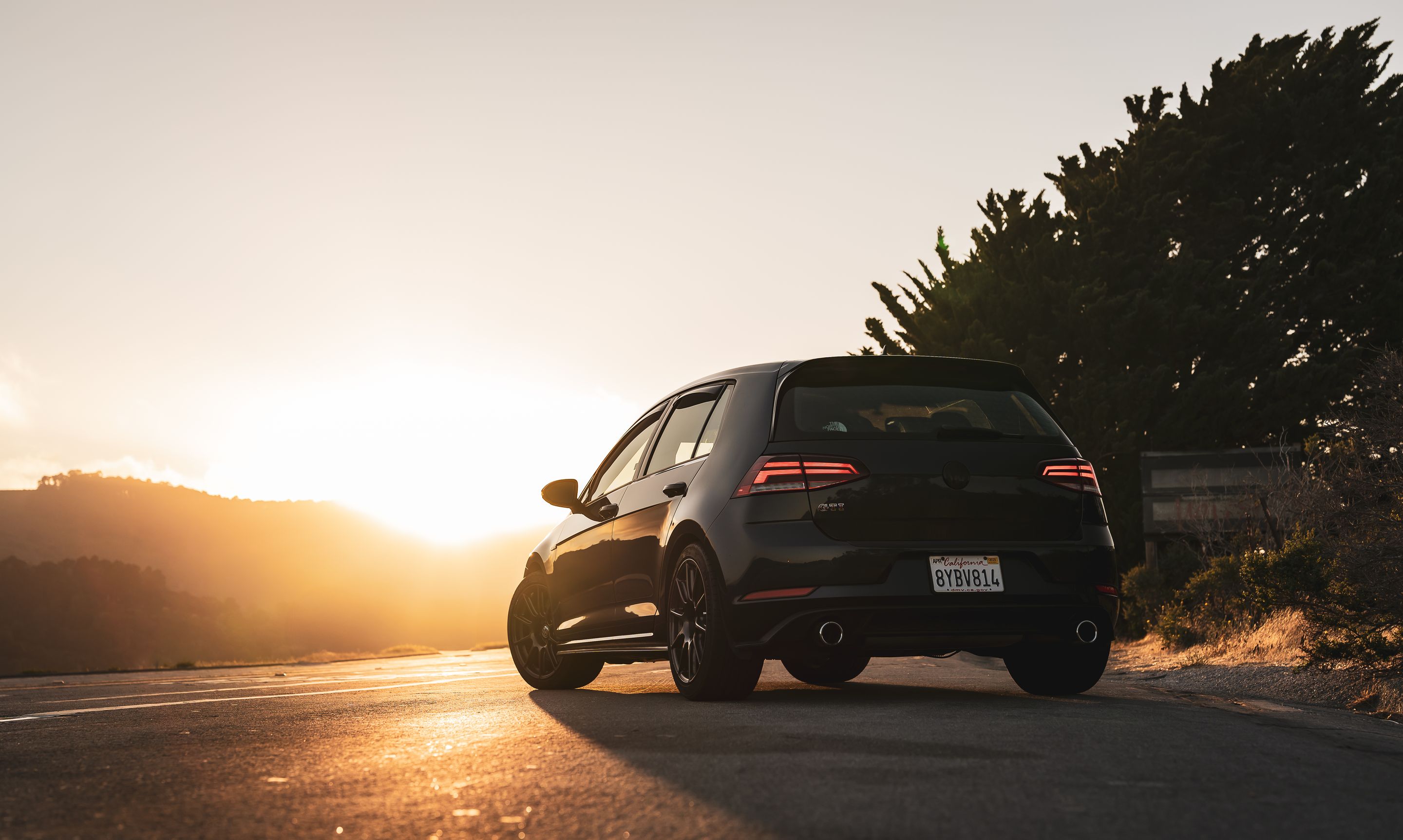 Black VW MK7 GTI with 17" SM-10 Apex wheels in Anthracite