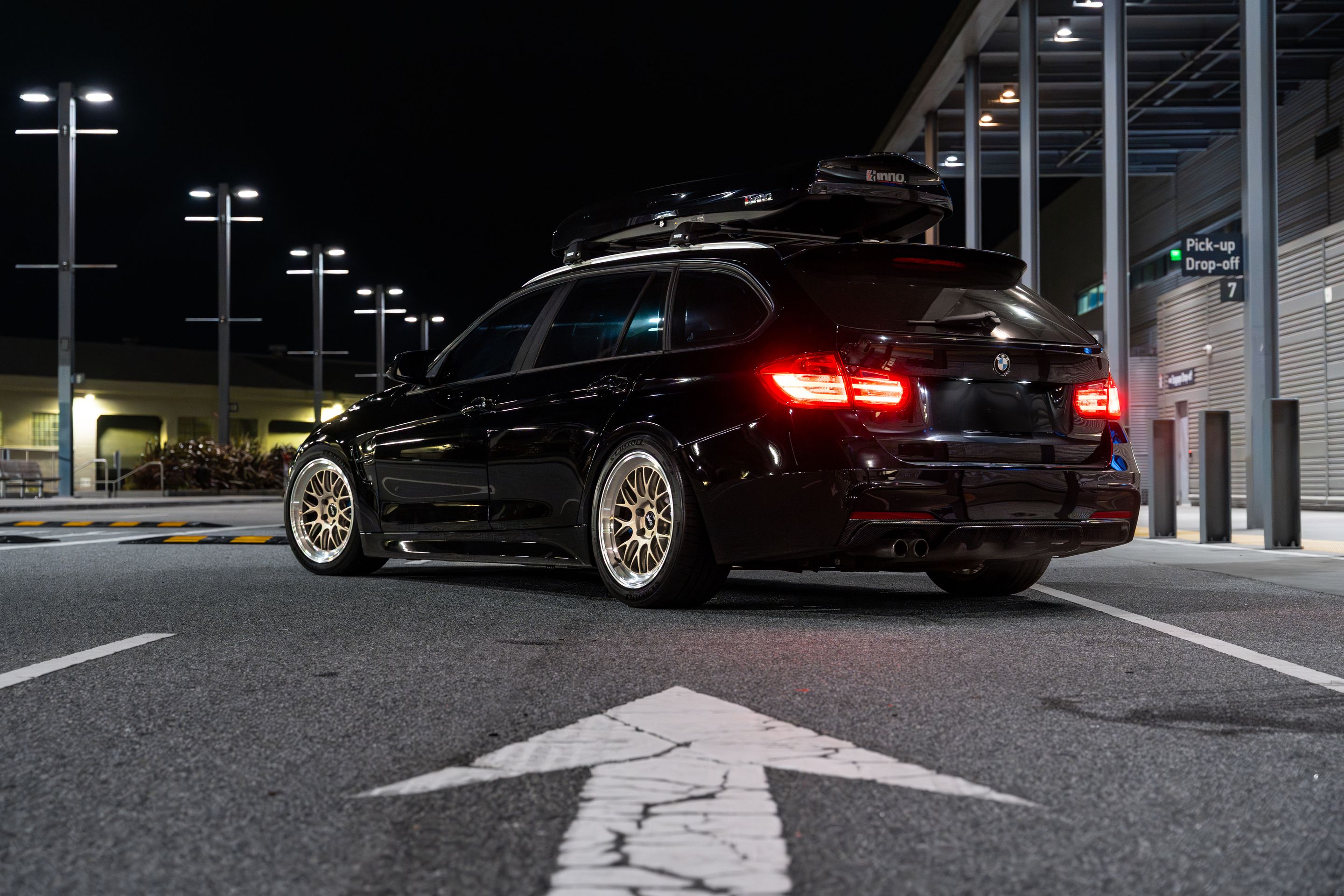 Black BMW F31 Wagon 3 Series with 18" ML-10RT Apex wheels in Machined Lip Gloss Motorsport Gold