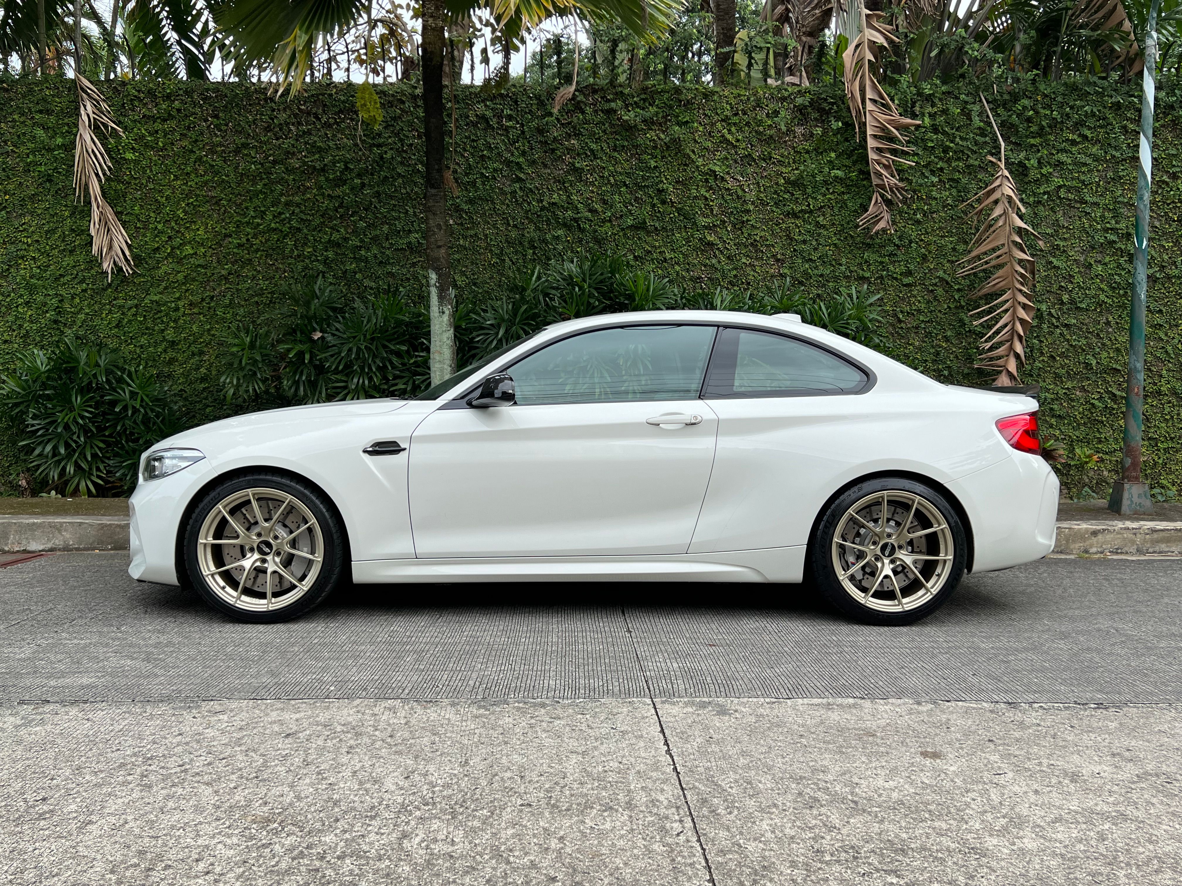 BMW F87 M2 with 19
