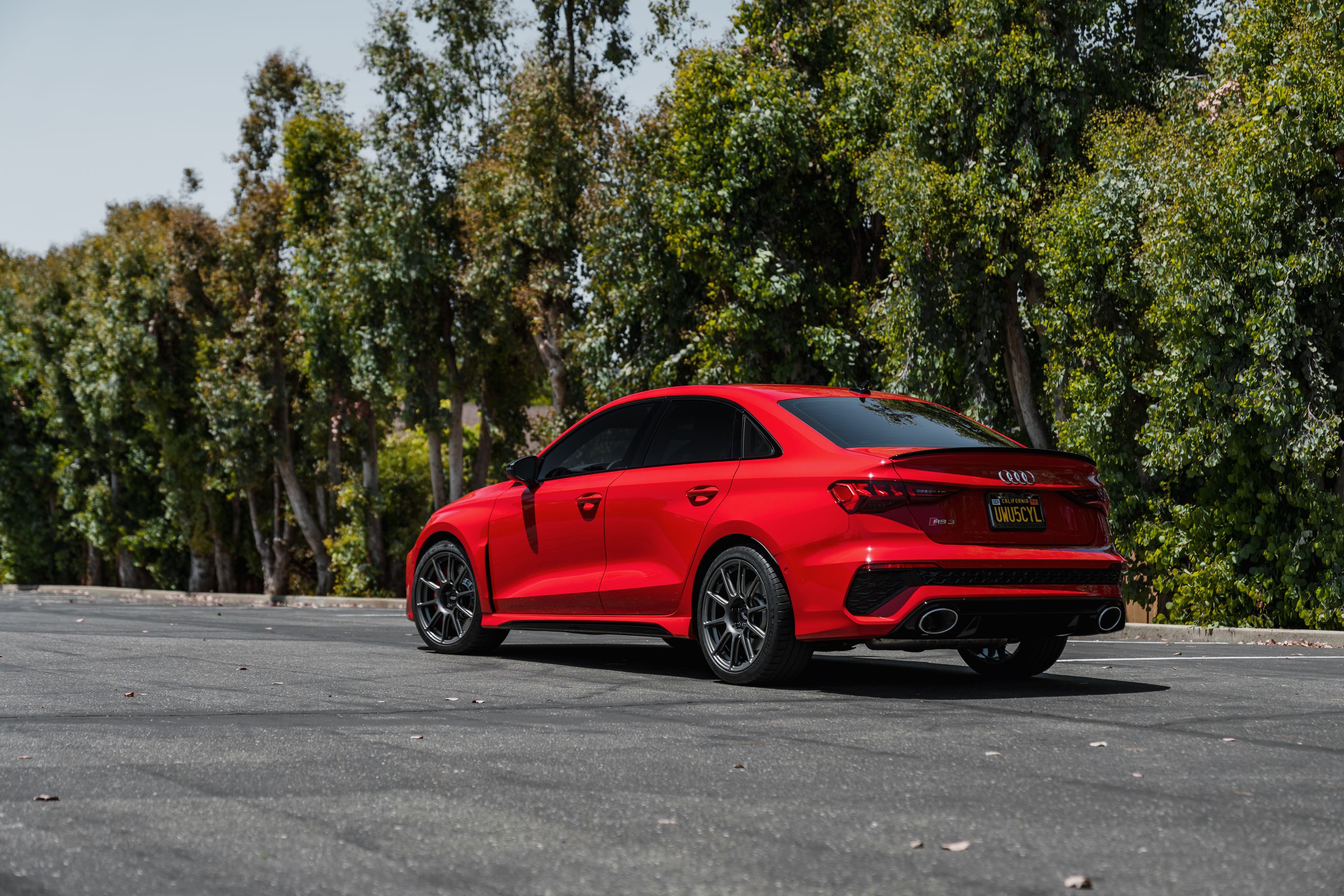 Red Audi 8Y RS 3 with 18" SM-10 Apex wheels in Anthracite