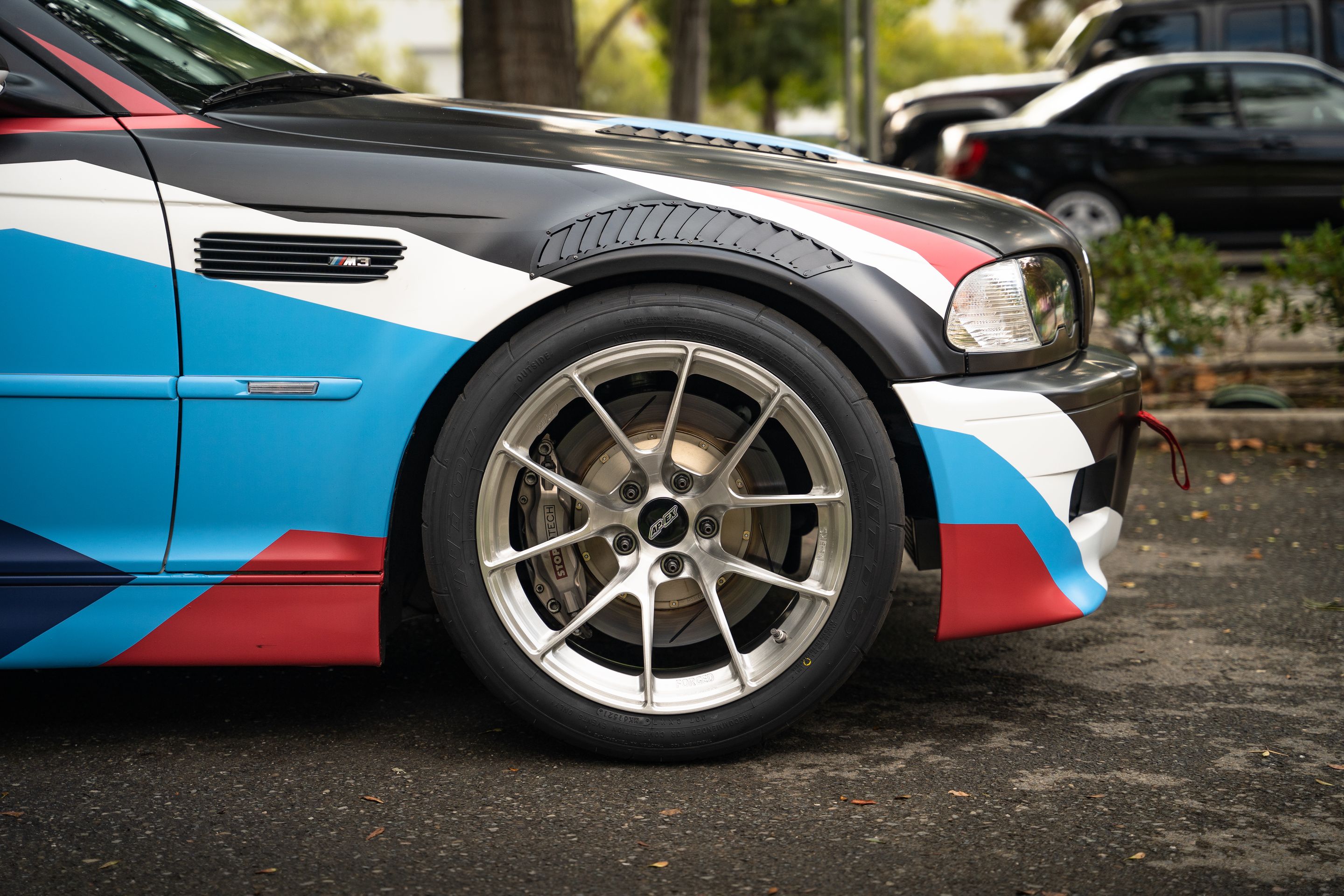 Multicolor BMW E46 M3 with 18" VS-5RS Apex wheels in Brushed Clear