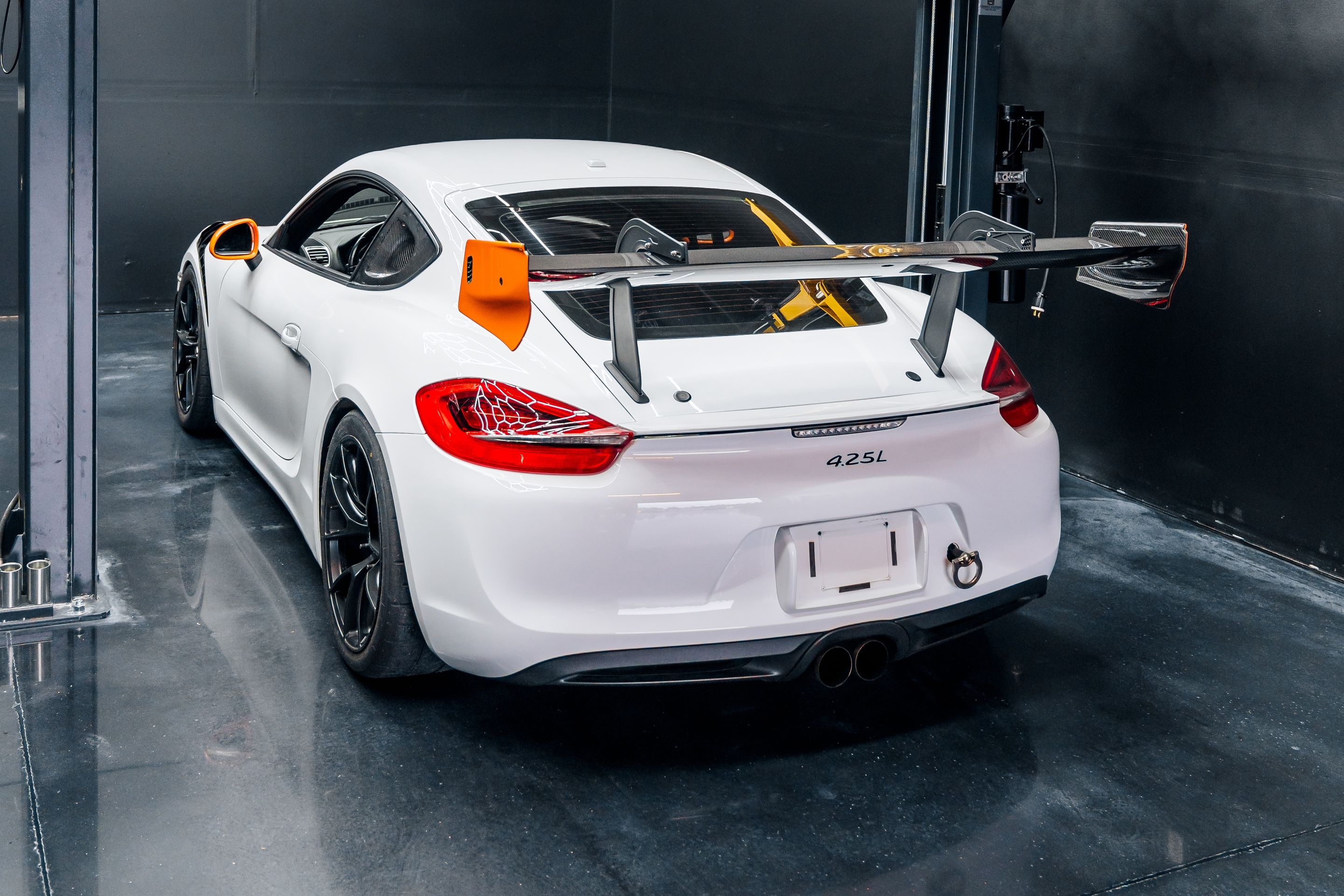 White Porsche 981 Cayman Base with 19" VS-5RS Apex wheels in Satin Black