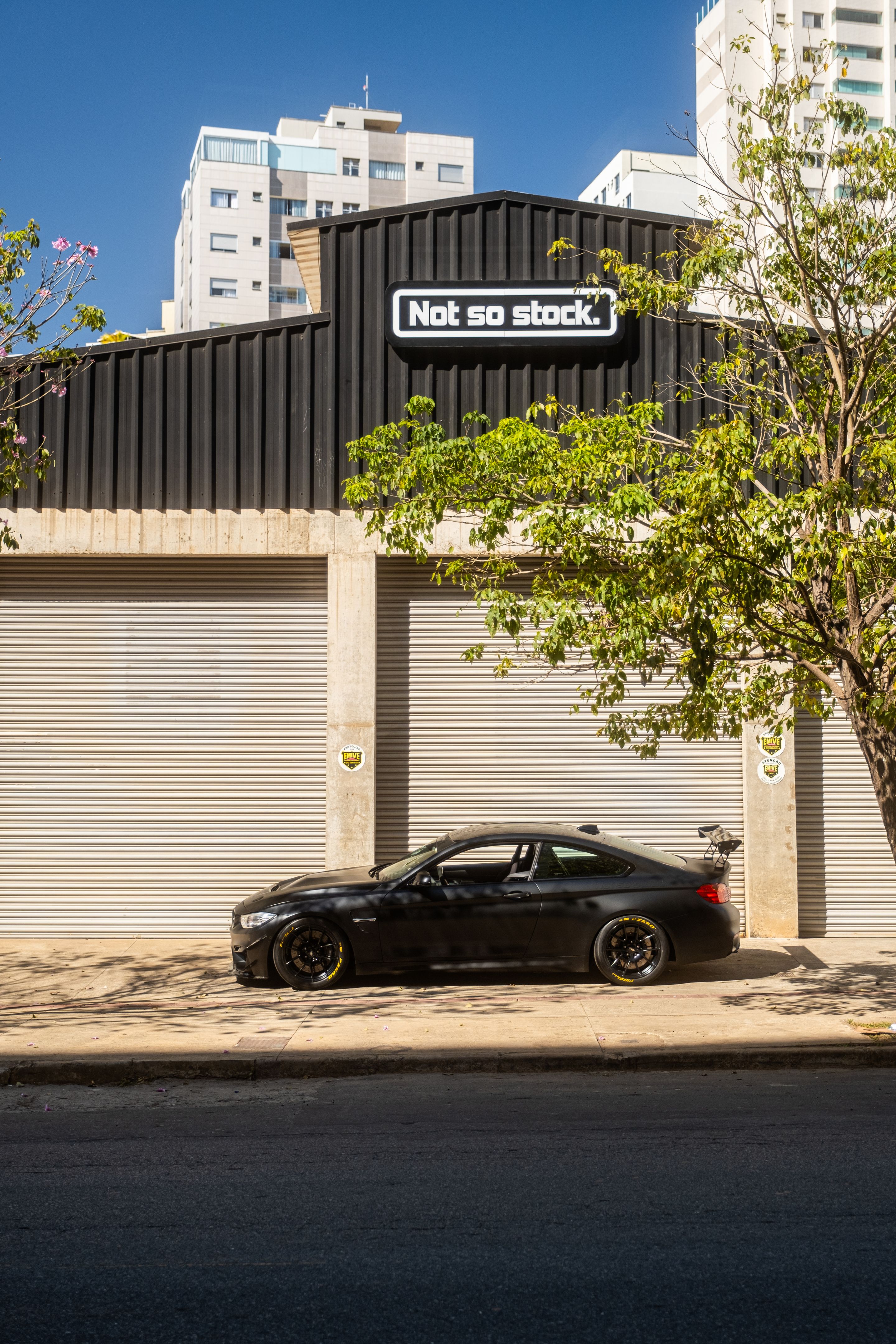 Black BMW F82 Coupe M4 with 18" VS-5RS Apex wheels in Satin Black