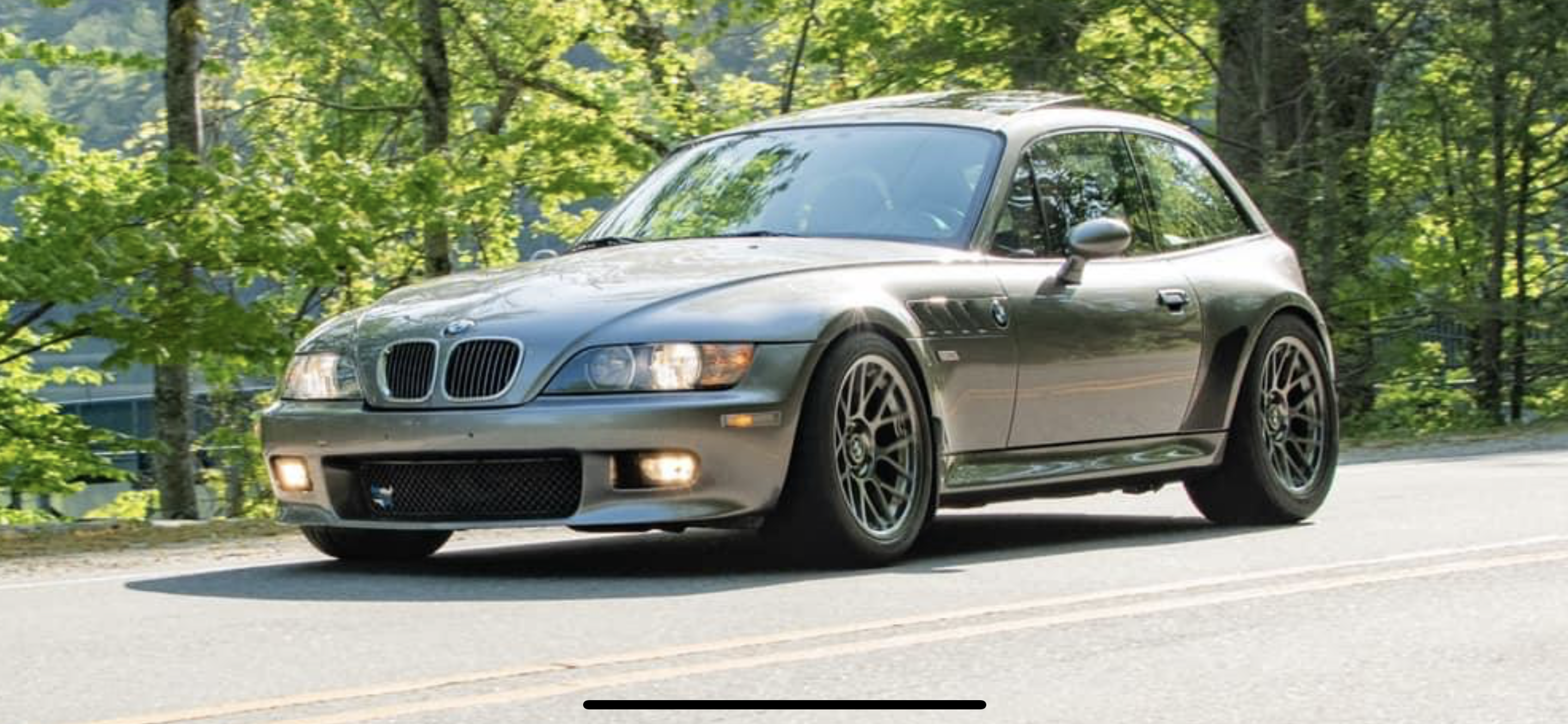 Silver BMW E36/8 Coupe Z3 with 17" ARC-8 Apex wheels in Hyper Black