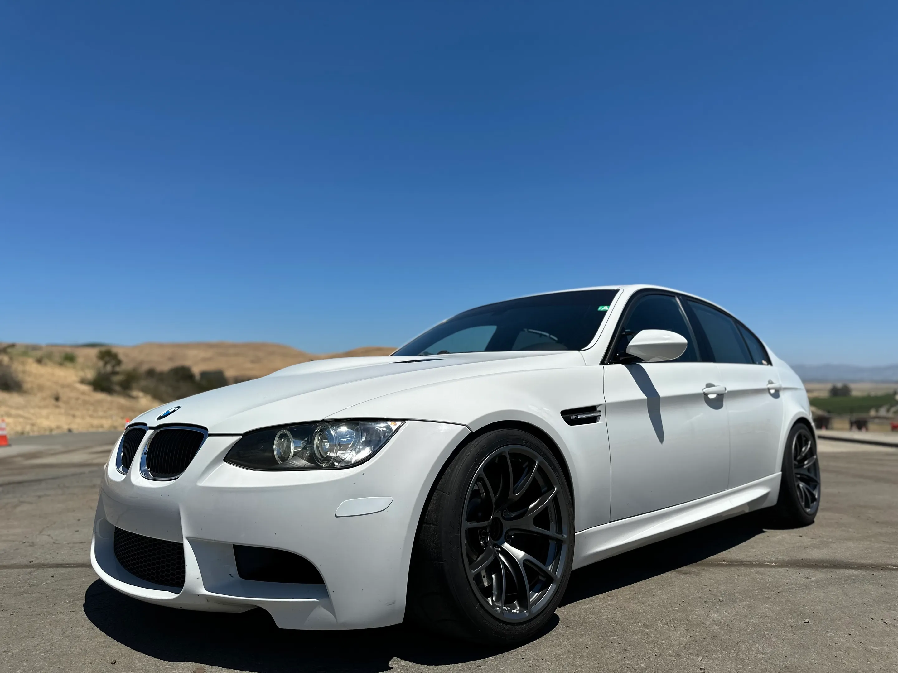 BMW E90 Sedan M3 with 18