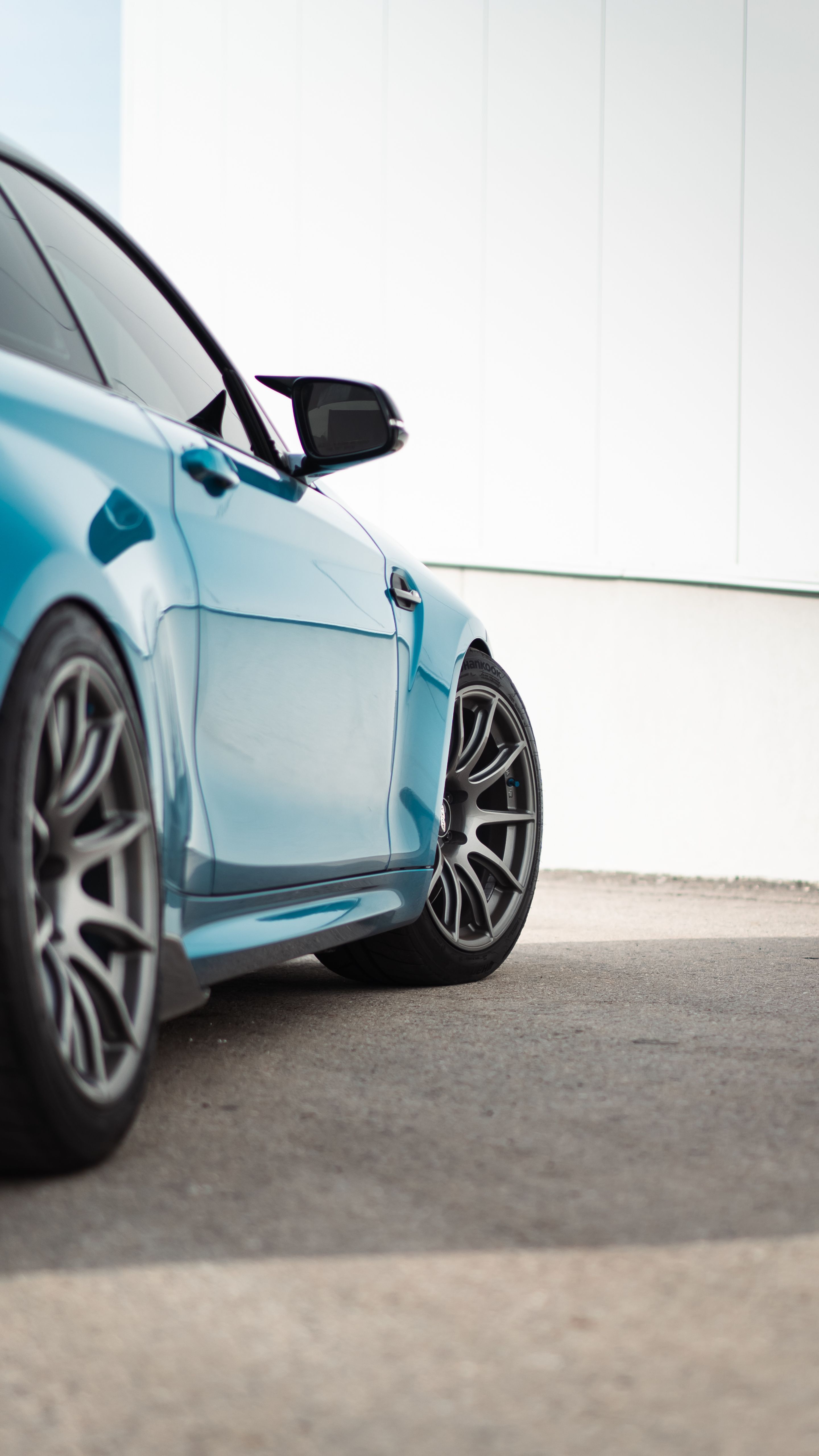 Blue BMW F87 M2 with 18" SM-10 Apex wheels in Anthracite
