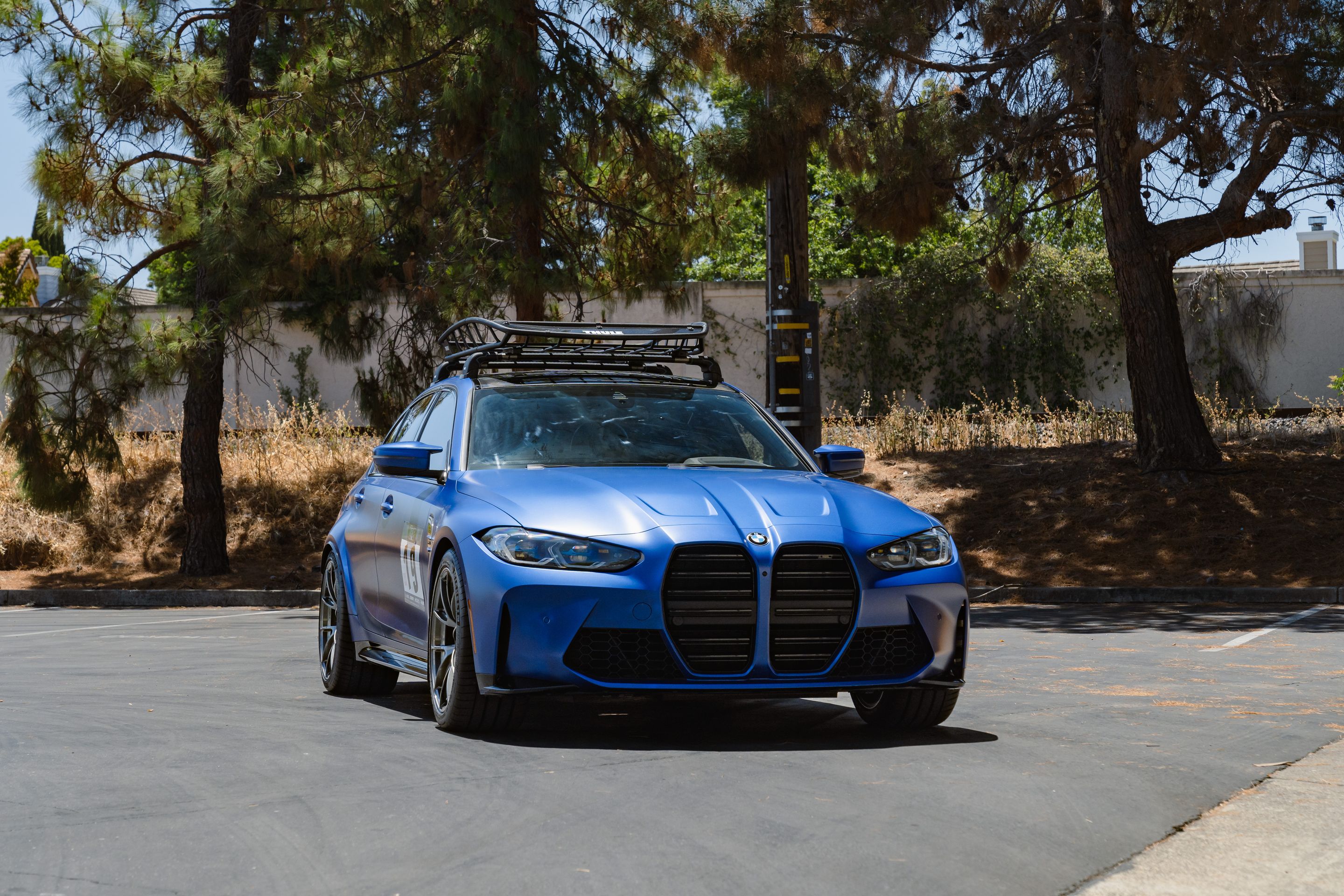 Blue BMW G80 M3 with 19"/20" VS-5RS Apex wheels in Anthracite