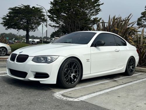 White BMW 3 Series - EC-7 in Anthracite