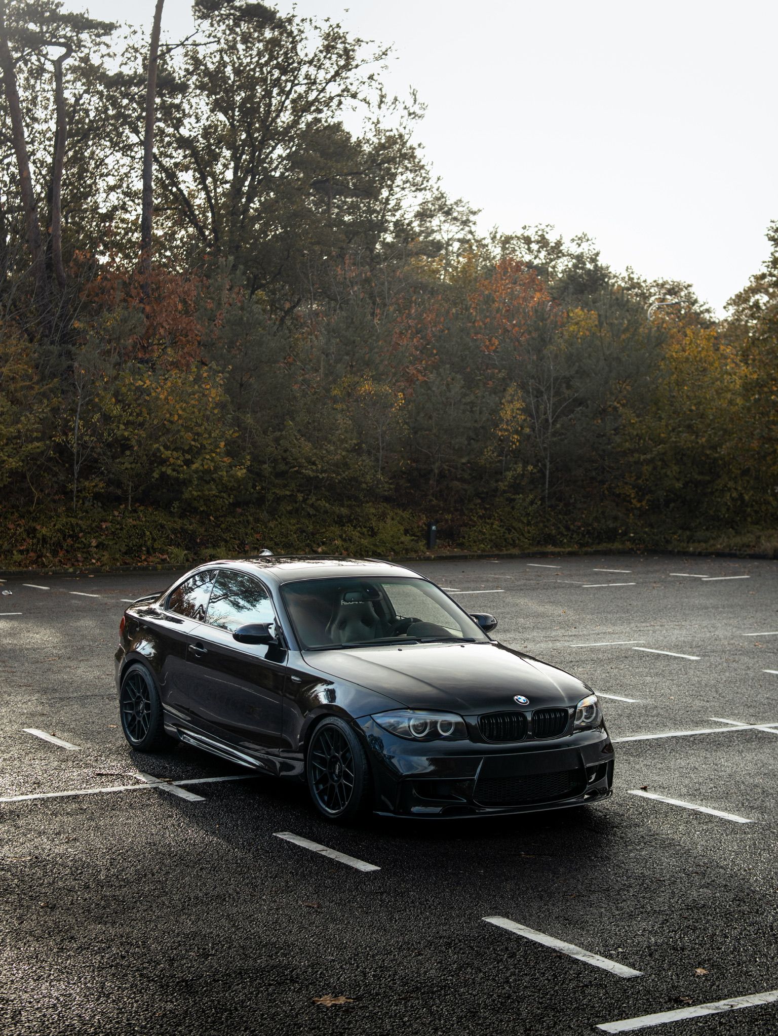 Black BMW E82 Coupe 1 Series with 18" ARC-8 Apex wheels in Satin Black