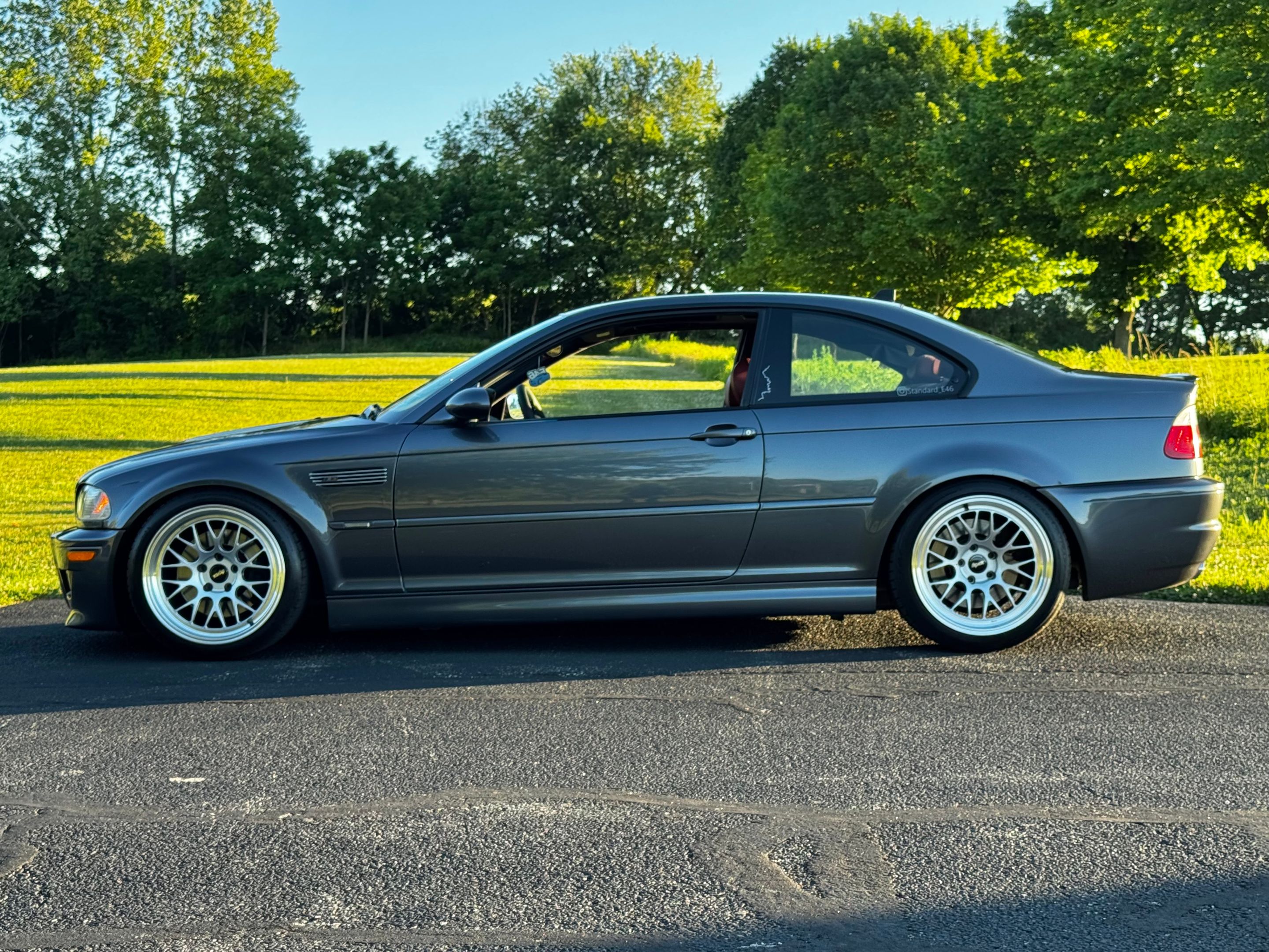 Grey BMW E46 M3 with 18" ML-10RT Apex wheels in Machined Lip Race Silver