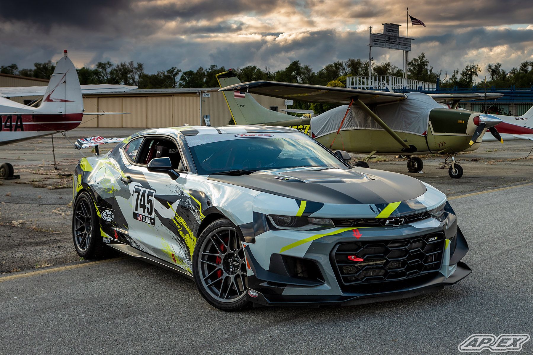 Multicolor Chevrolet 6th Gen Camaro ZL1 1LE with 19" ARC-8 Apex wheels in Anthracite