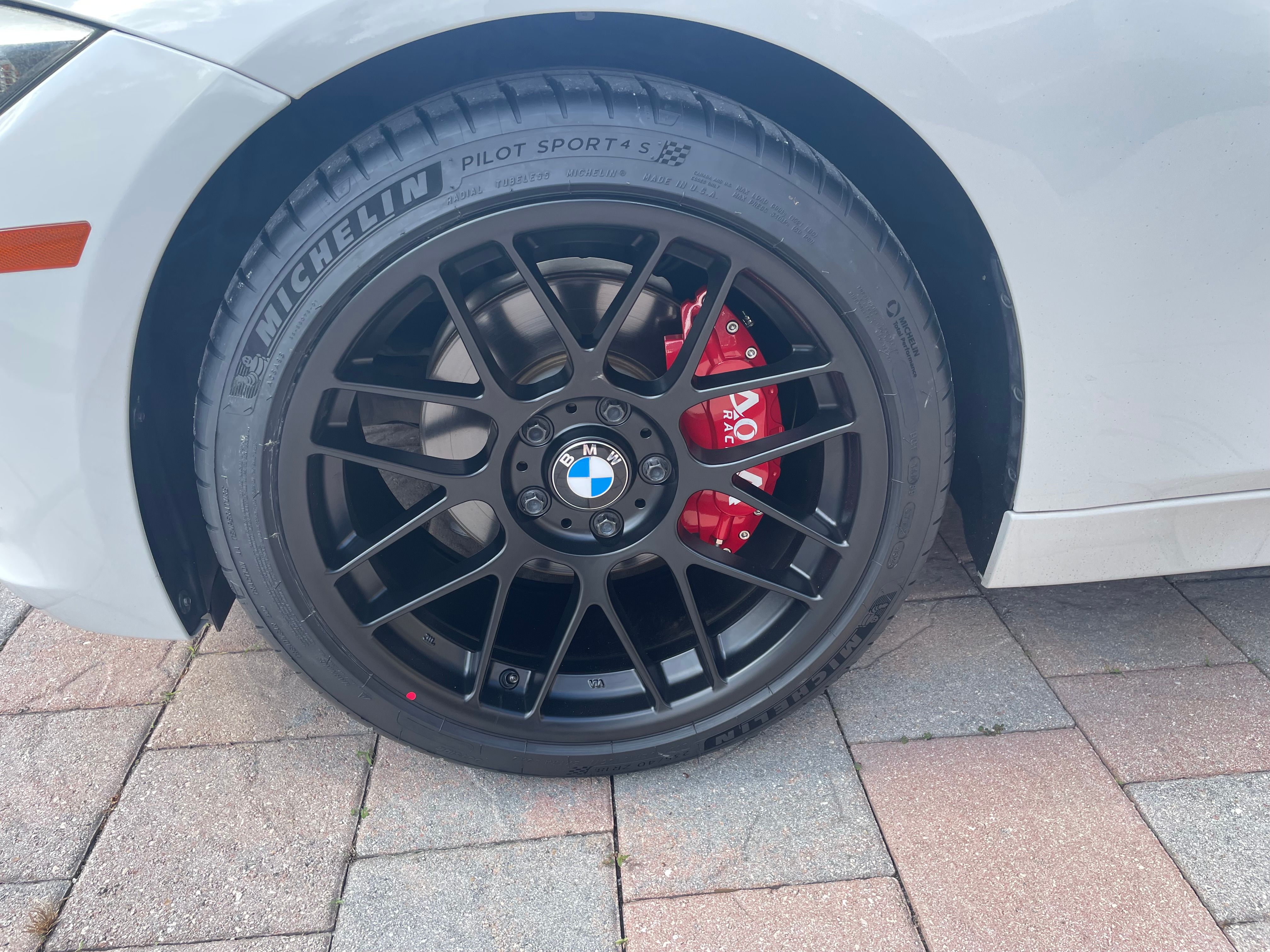 BMW F30 Sedan 3 Series with 18