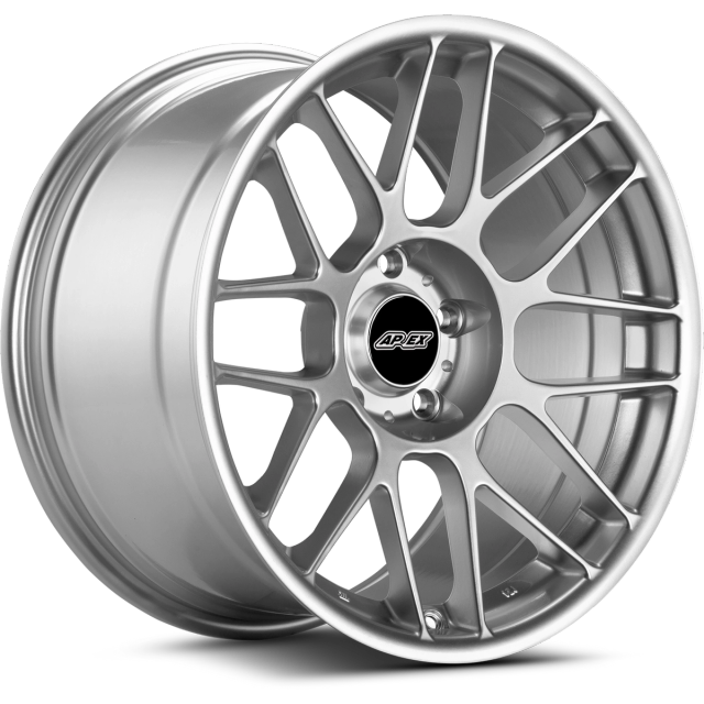 Apex Wheels 18" ARC-8 in Race Silver with Gloss Black center cap