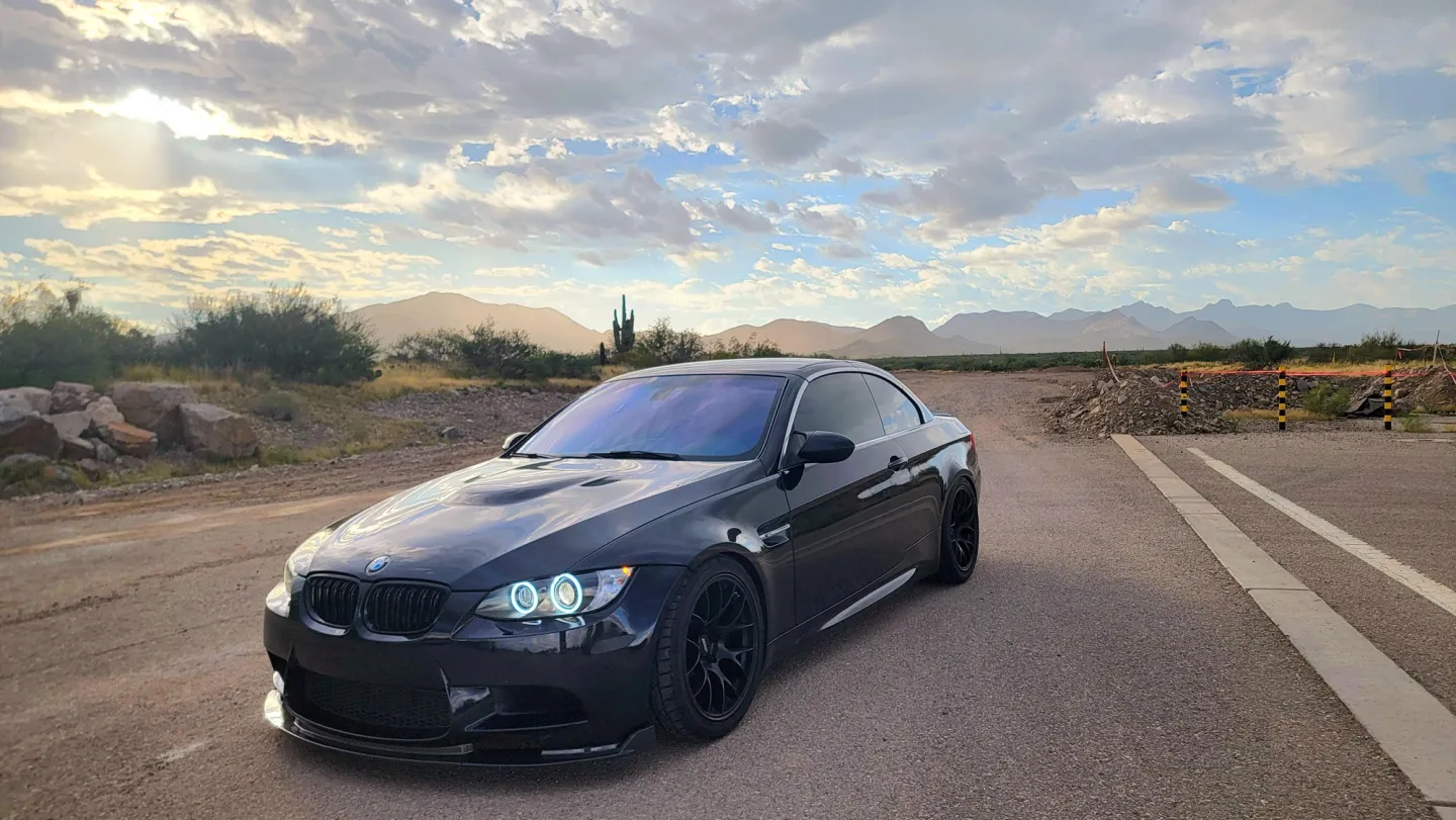 BMW E93 Convertible M3 with 18