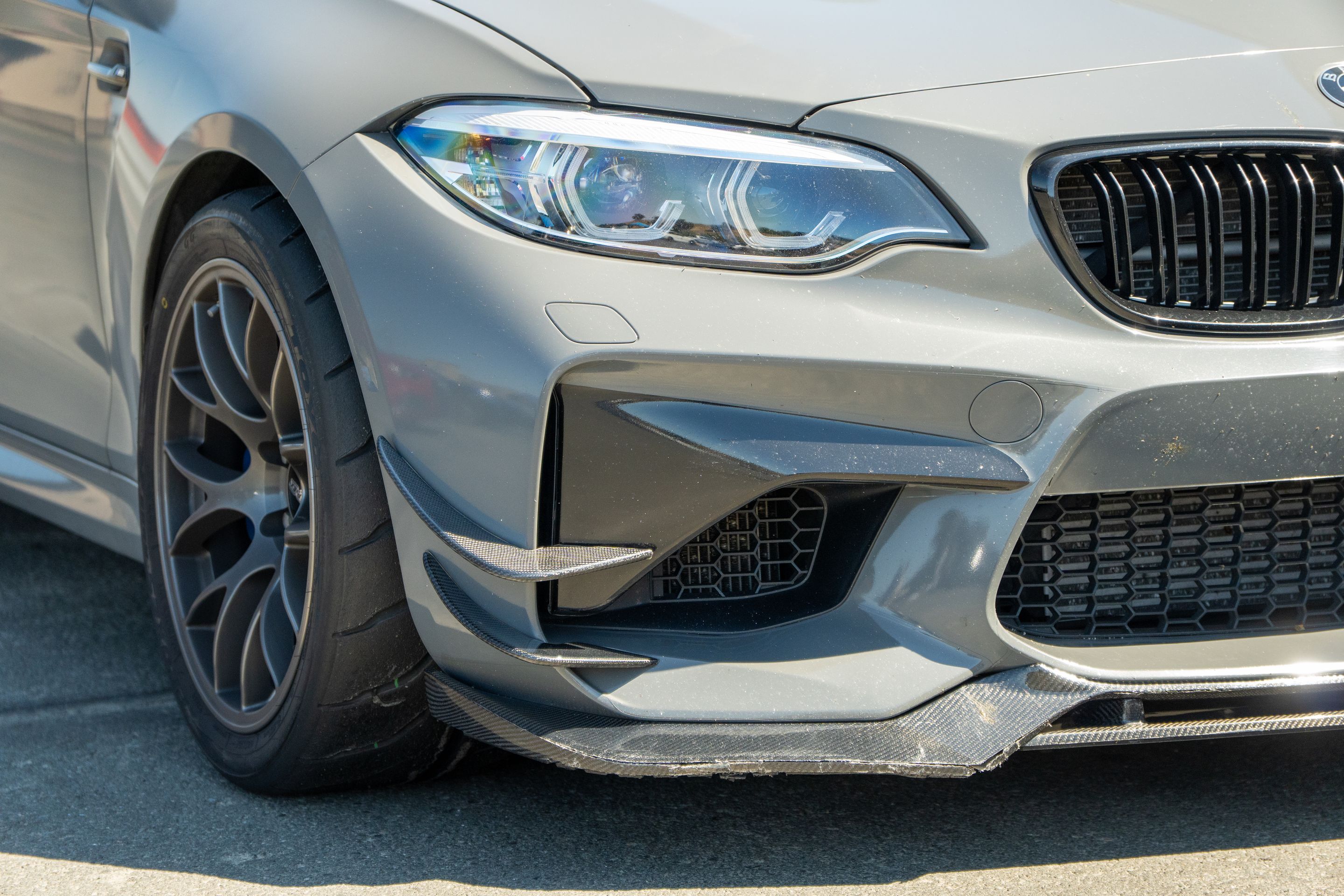 Grey BMW F87 M2 with 18" EC-7 Apex wheels in Anthracite