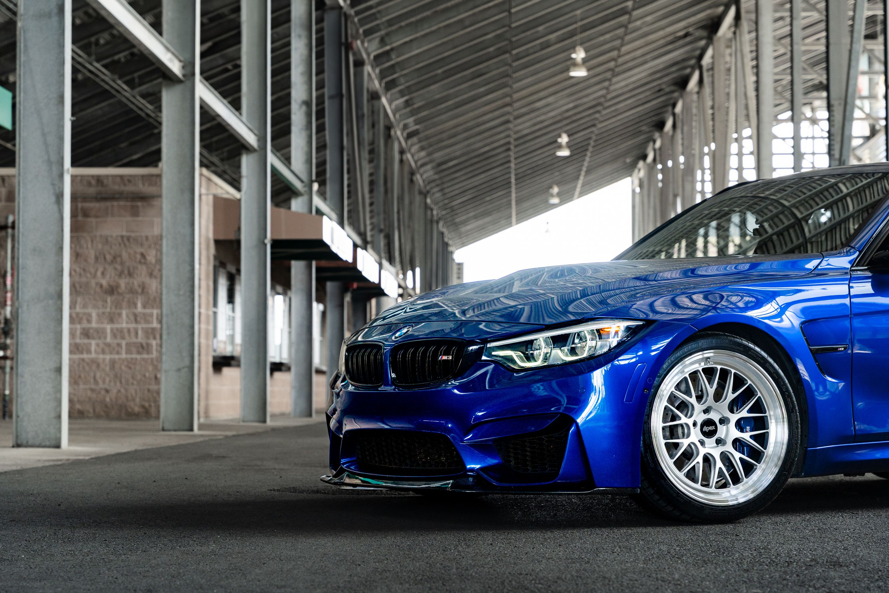 Blue BMW F80 M3 with 19" ML-10RT Apex wheels in Machined Lip Race Silver